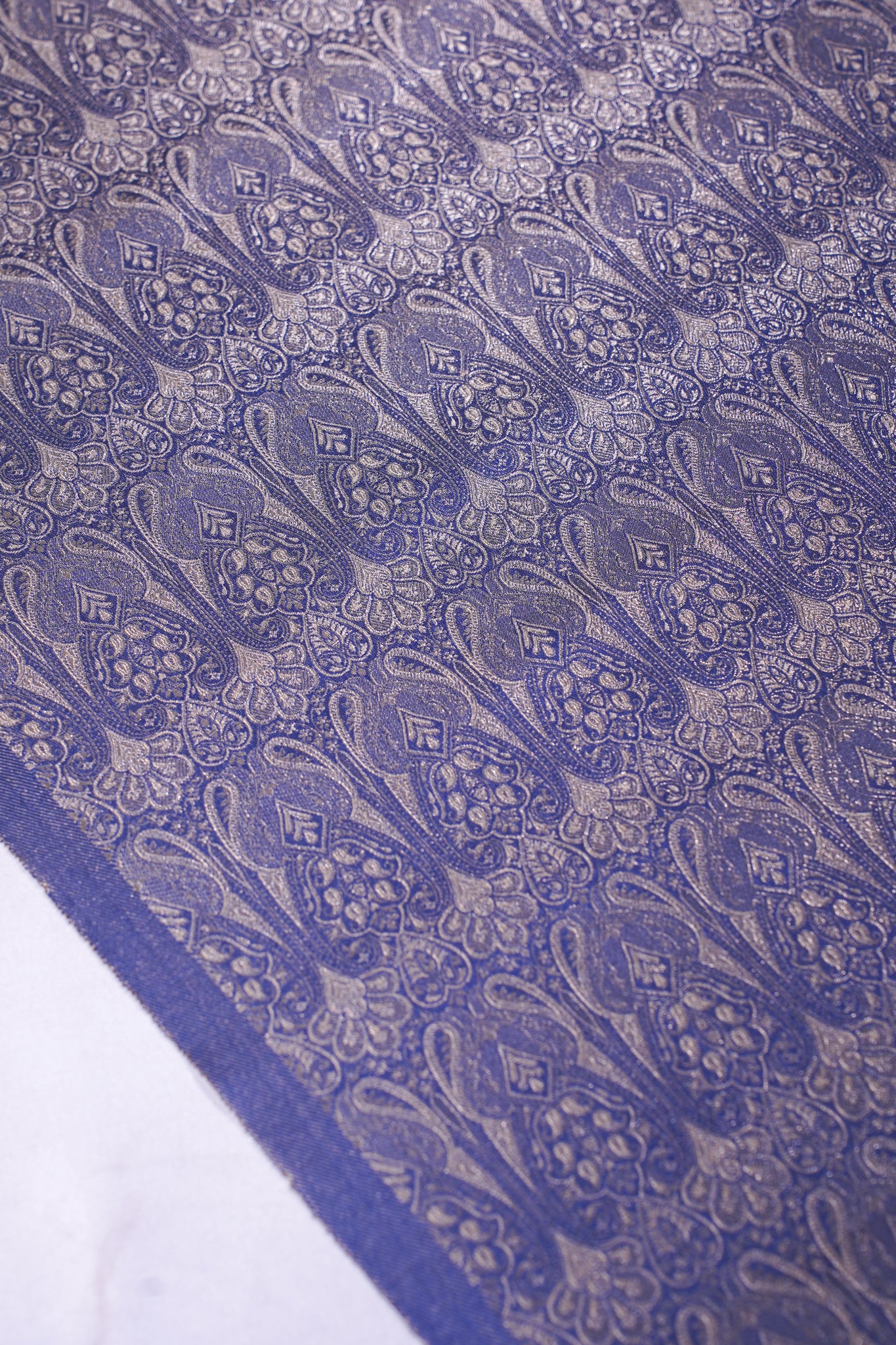 "MCF 17" Banarasi Blue Handloom Tanchui Alfi Jaal Febric
