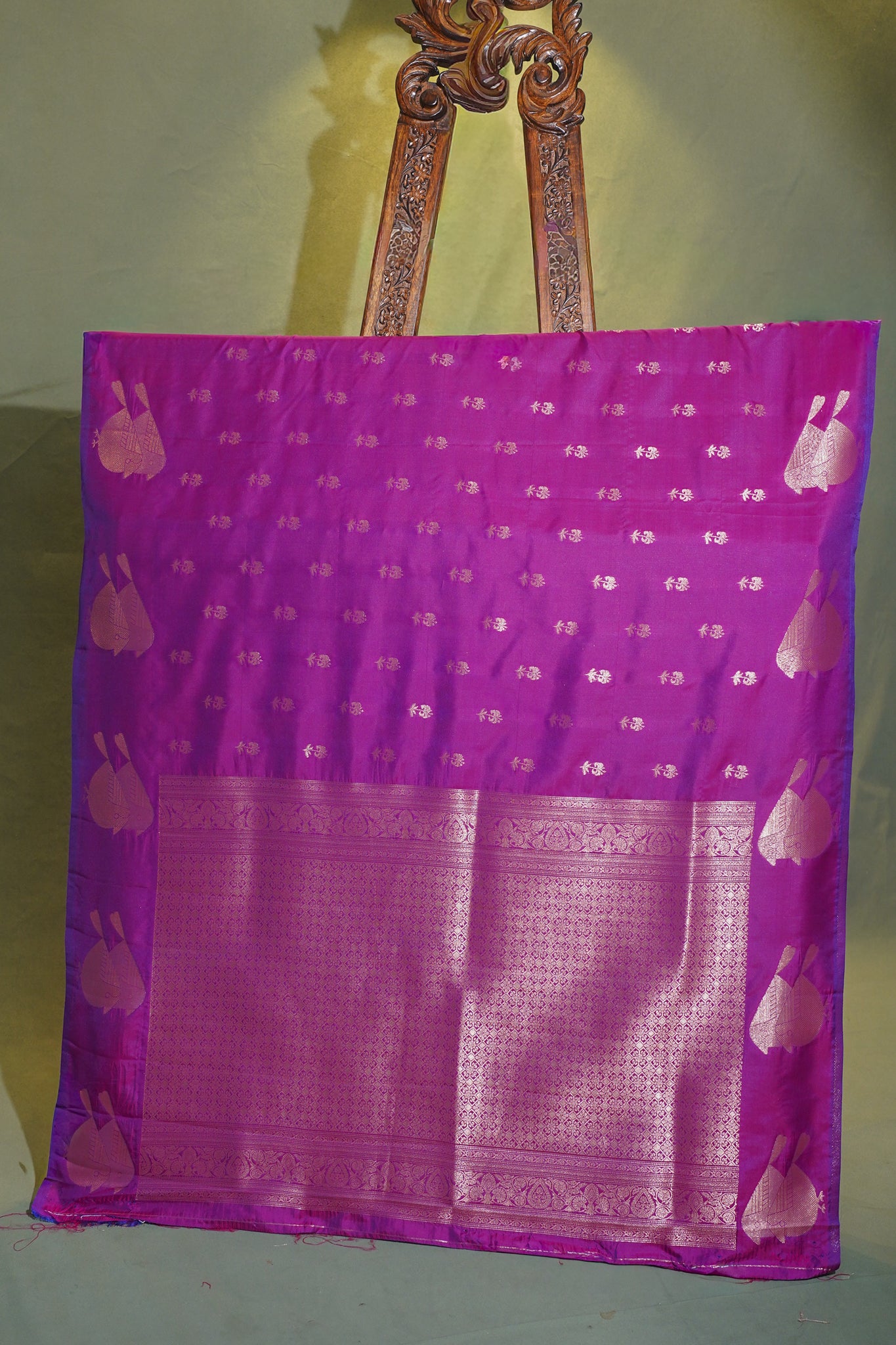 UTSAV BANARAS 311 Magenta Raw Silk Banarasi Saree with Zari Buti & Bird Border