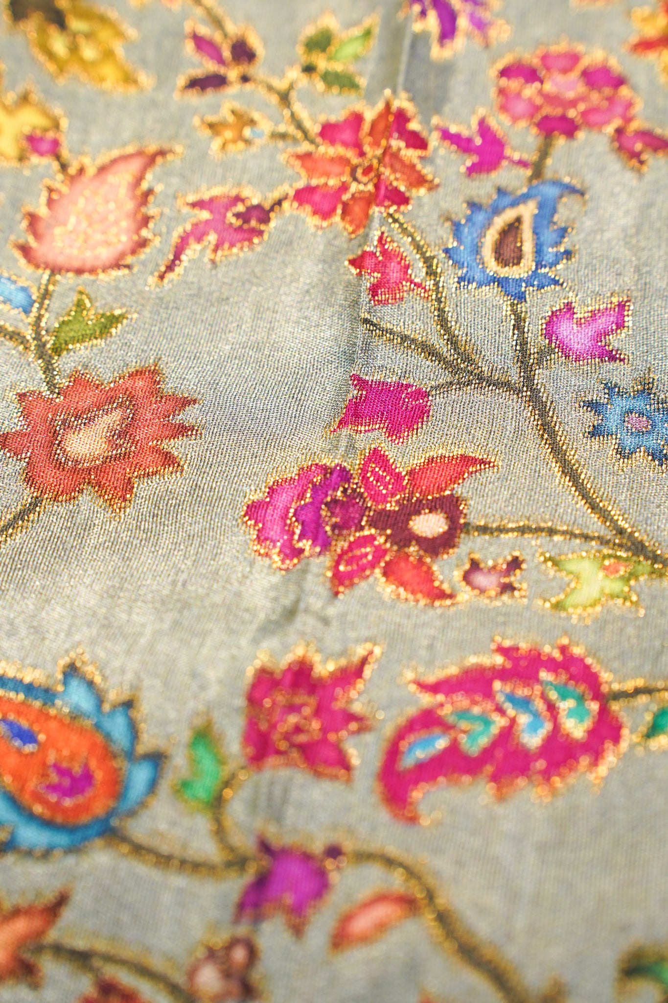 "Waah Banaras 086" Banarasi Meenakari Pashmina Silk Saree with Peacock & Royal Motifs