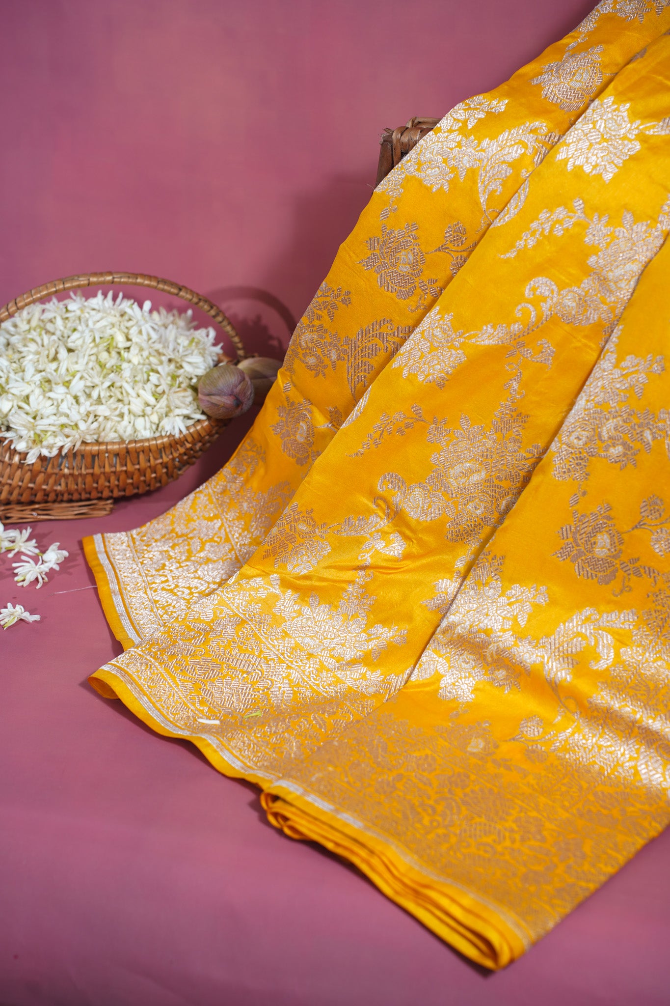 "VIRASAT 164" Banarasi Jangla Jaal Saree: Woven with Pure Gold Rupa Zari and A-Grade Silk
