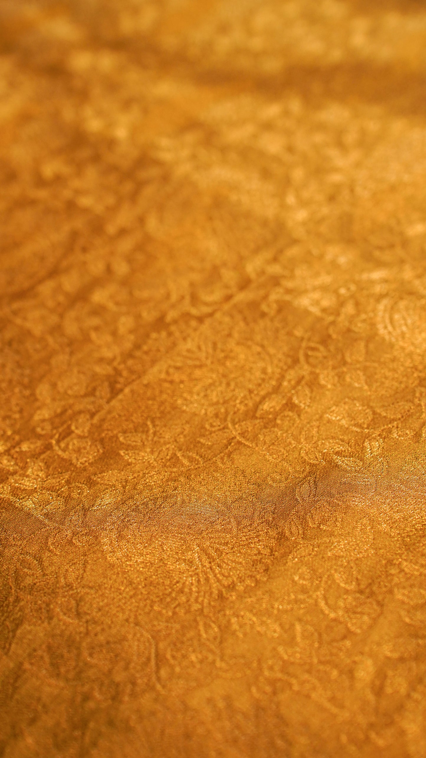 "UTSAV BANARAS 149" Banarasi Lemon Gold Kanjivaram Tissue Silk Saree