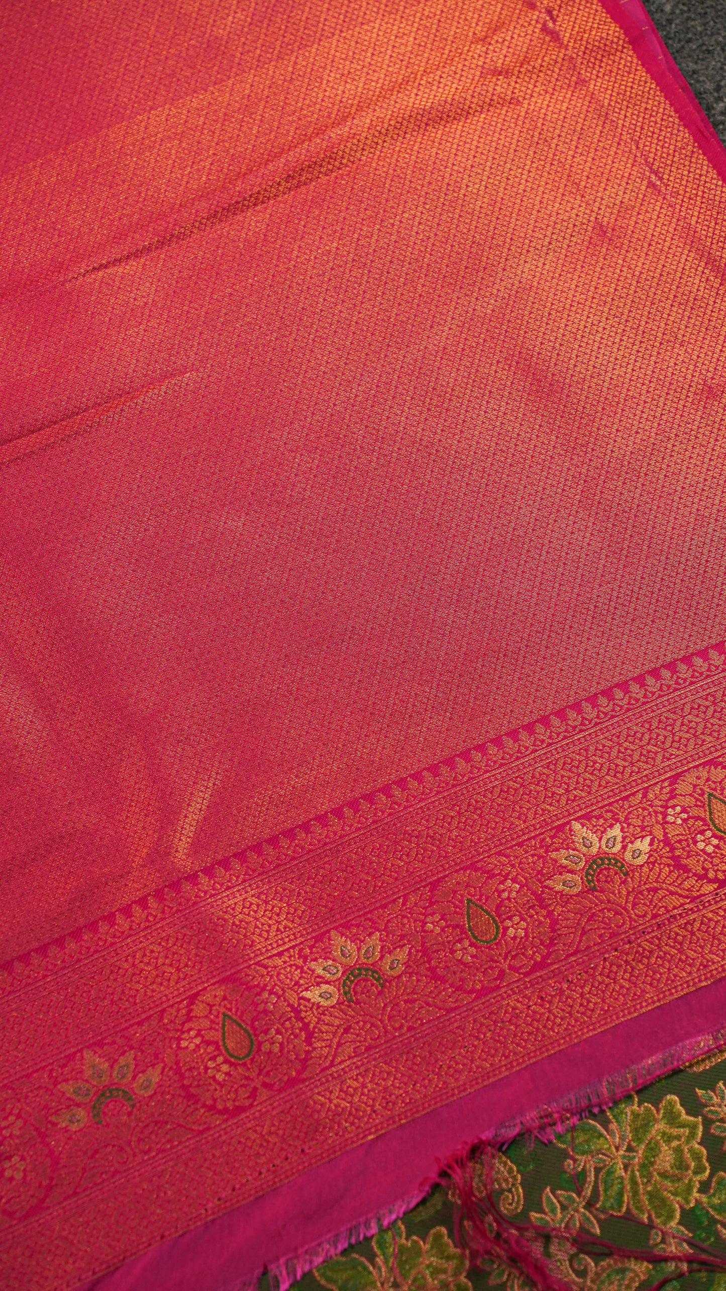 "UTSAV BANARAS 161" Banarasi Rani Pink Kanjivaram Silk Saree