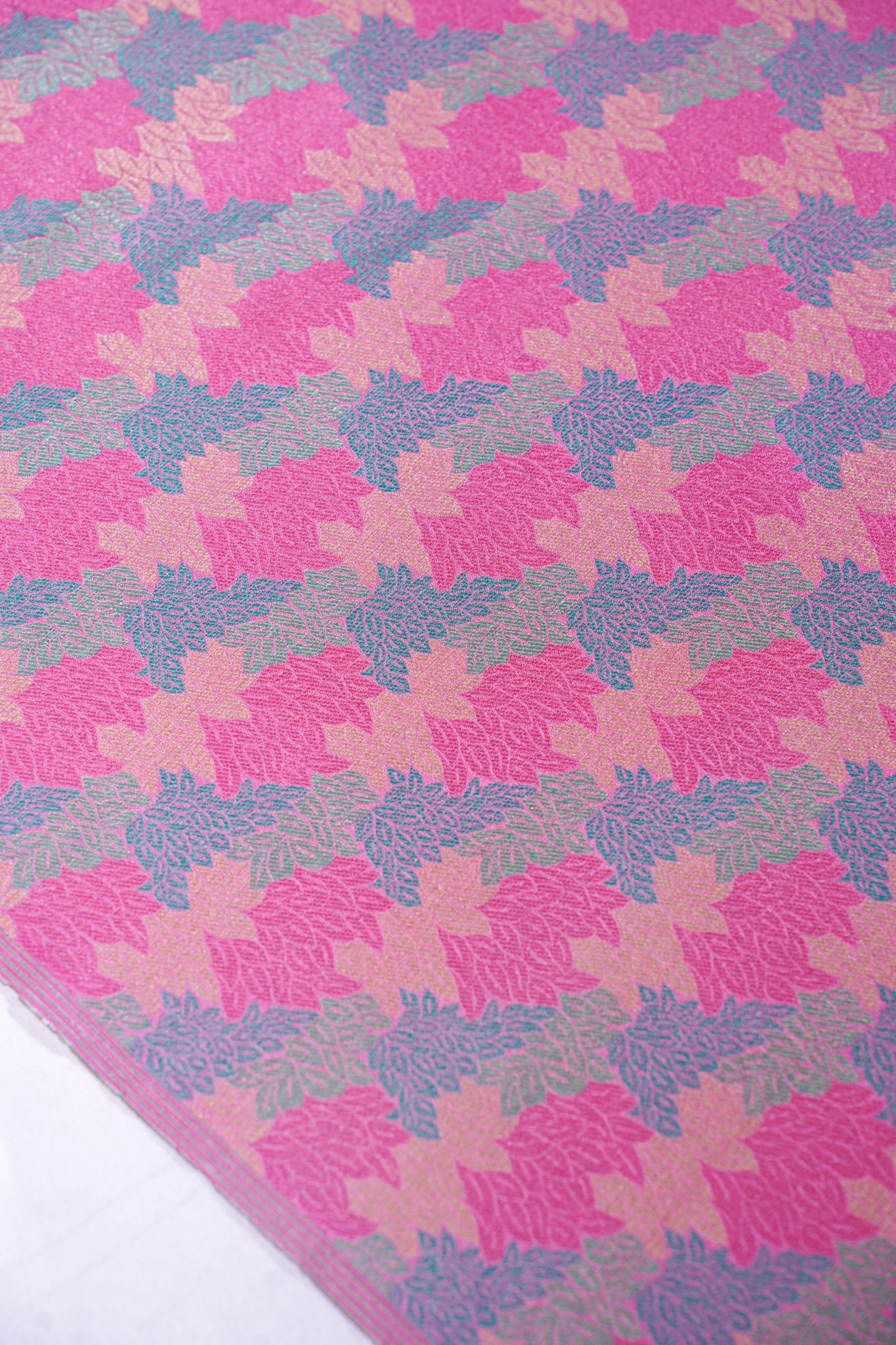 "MCF 31" Banarasi Multicolor Handloom Rangkat Fabric