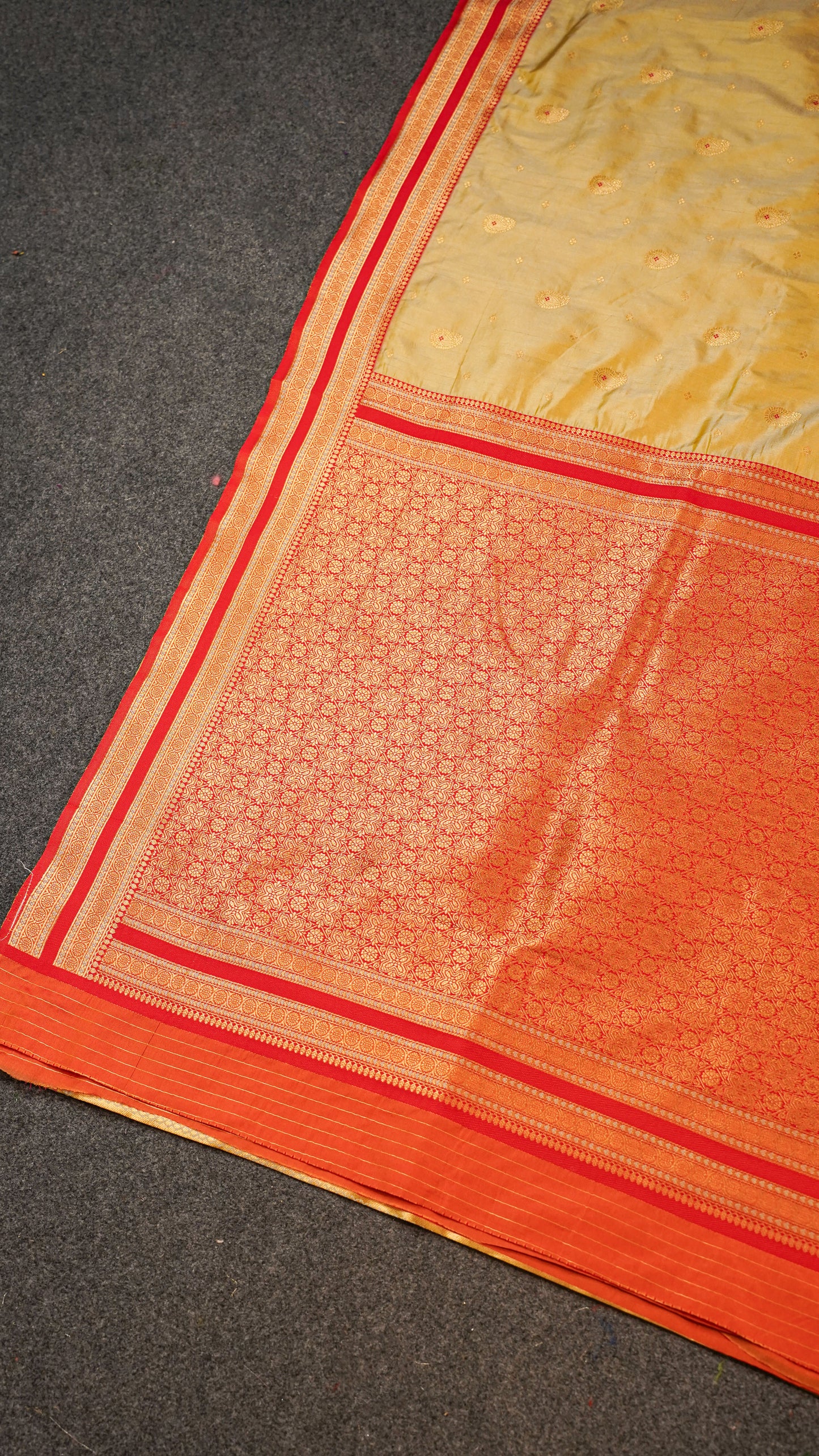 "UTSAV BANARAS 157" Banarasi Mustard Yellow Katan Silk Saree