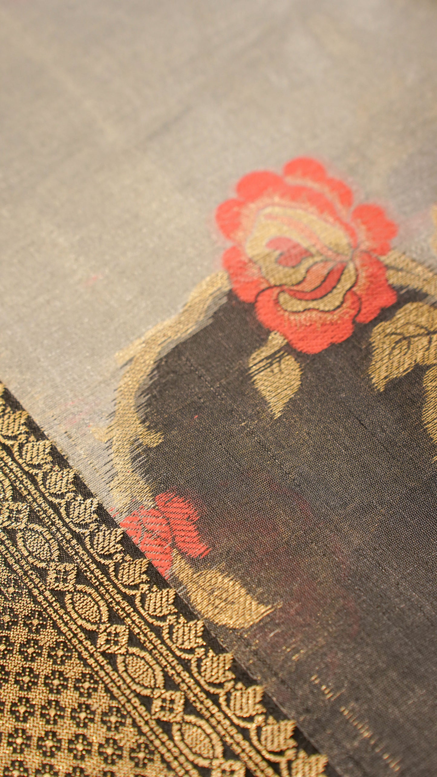 "UTSAV BANARAS 130" Banarasi Grey Rangkaat Silk Saree