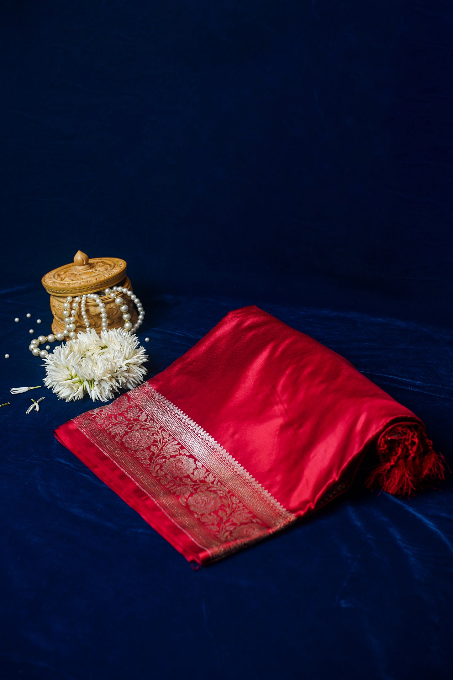 Mandodari Maroon Pure Banarasi Mashru Silk Saree
