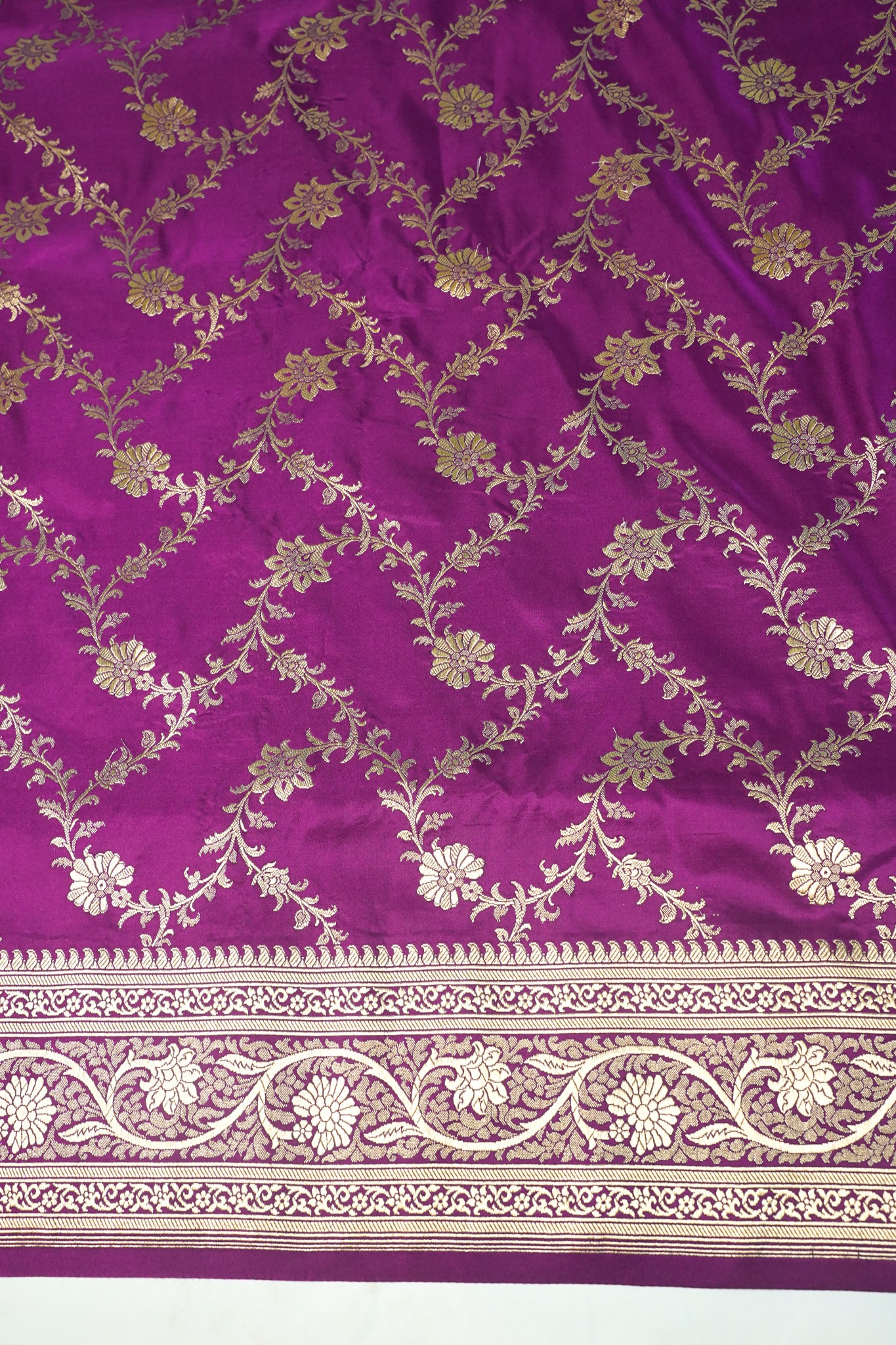 "Waah Banaras 065A" Banarasi Satan Silk Saree With Golden Zari Floral Weaving & Rich Border