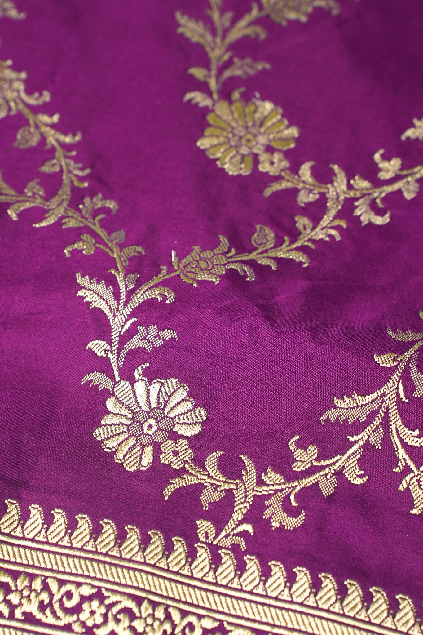 "Waah Banaras 065A" Banarasi Satan Silk Saree With Golden Zari Floral Weaving & Rich Border