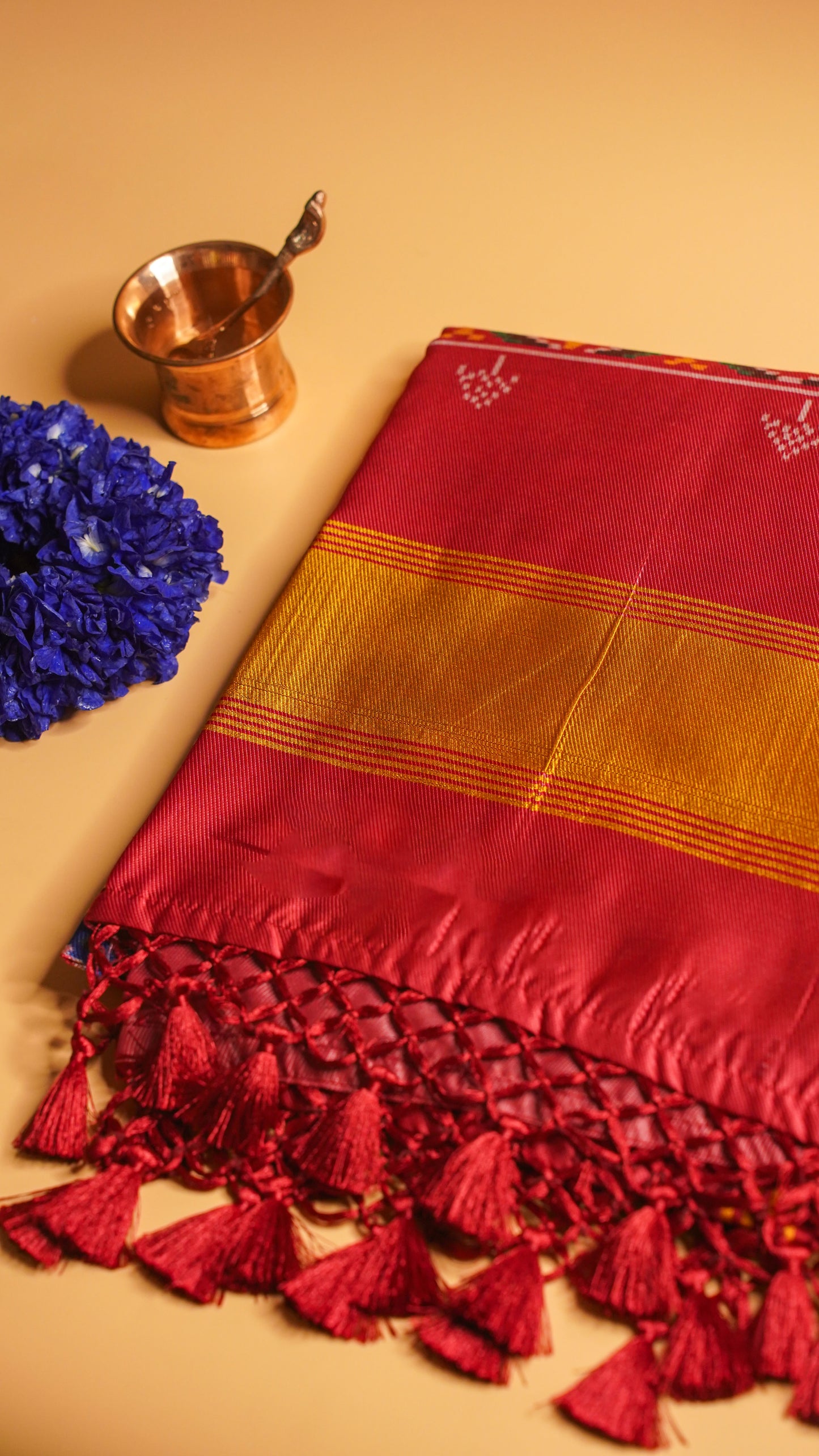 "UTSAV BANARAS 106" Banaras Glossy Maroon Patola Silk Saree