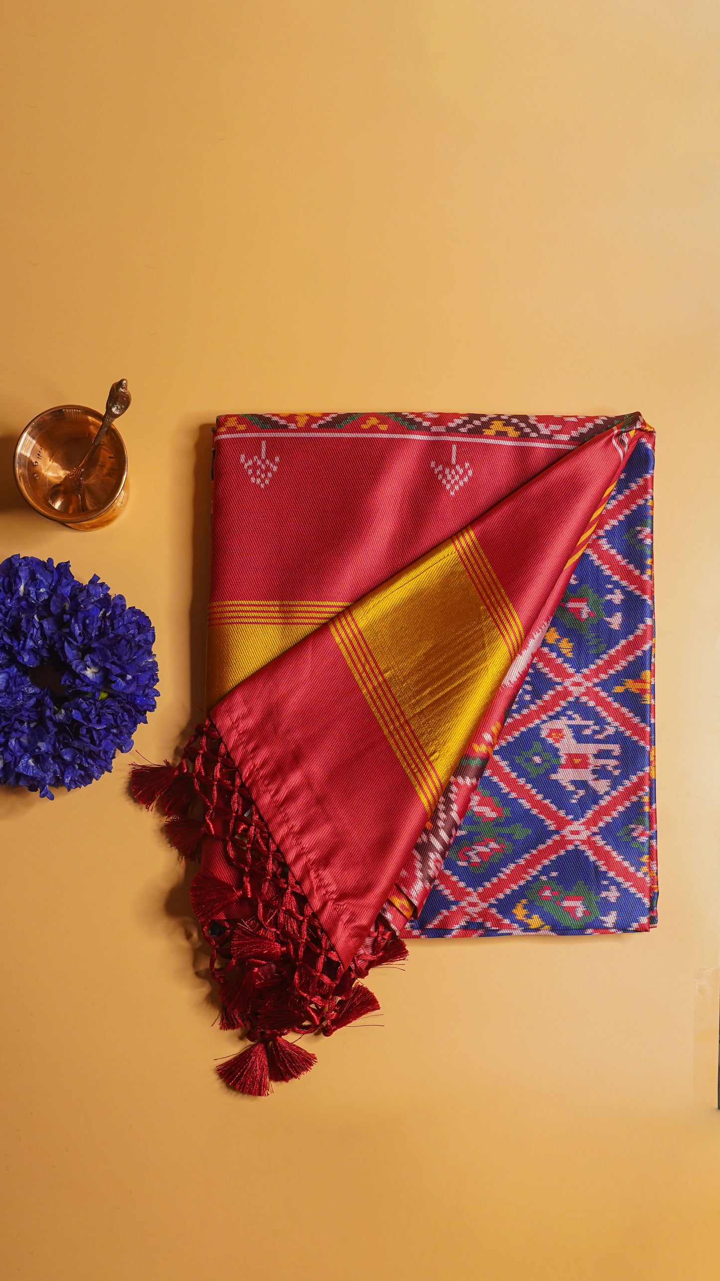 "UTSAV BANARAS 106" Banaras Glossy Maroon Patola Silk Saree