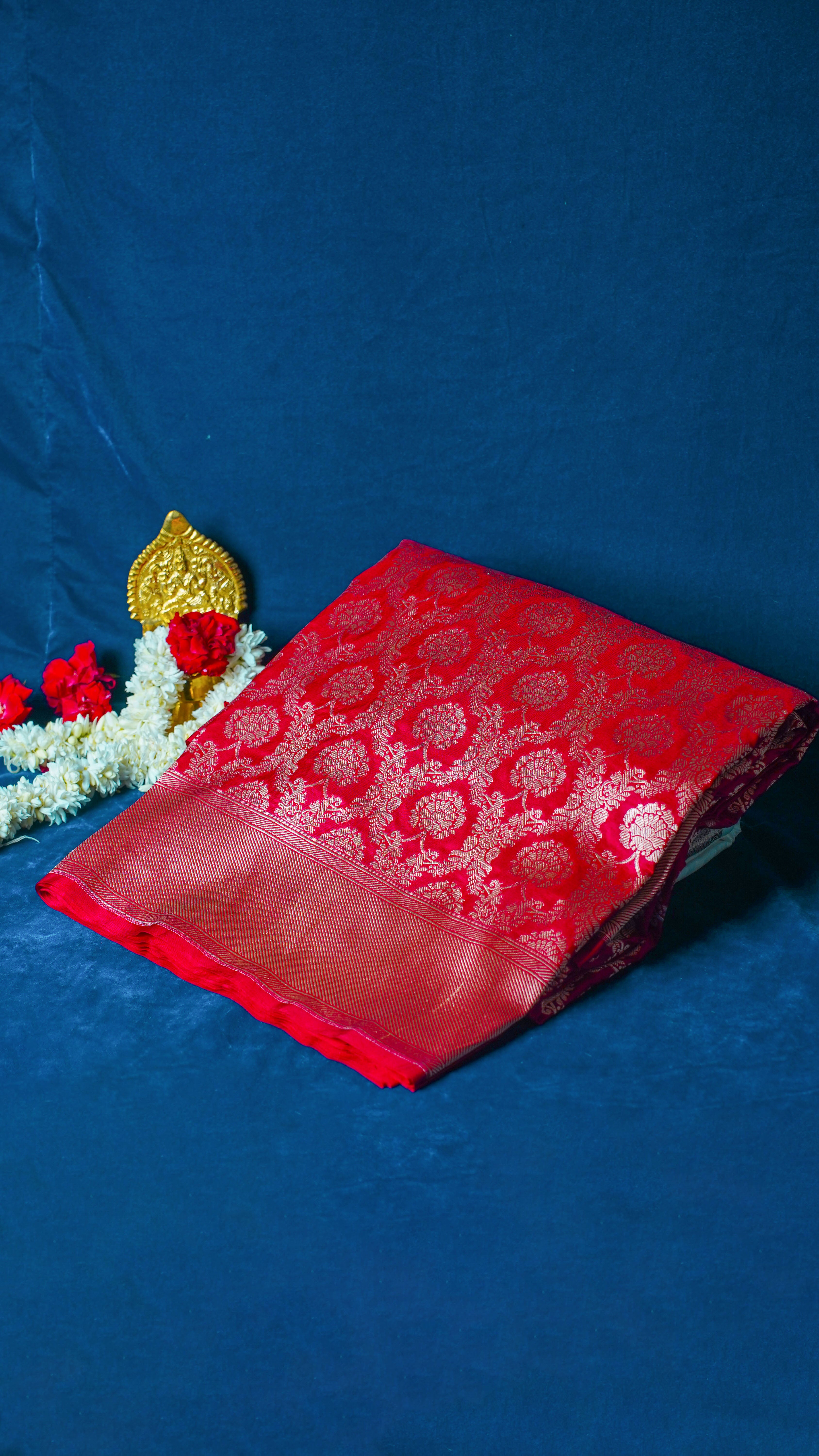 "Virasat 215" Banarasi Pure Silk Saree
