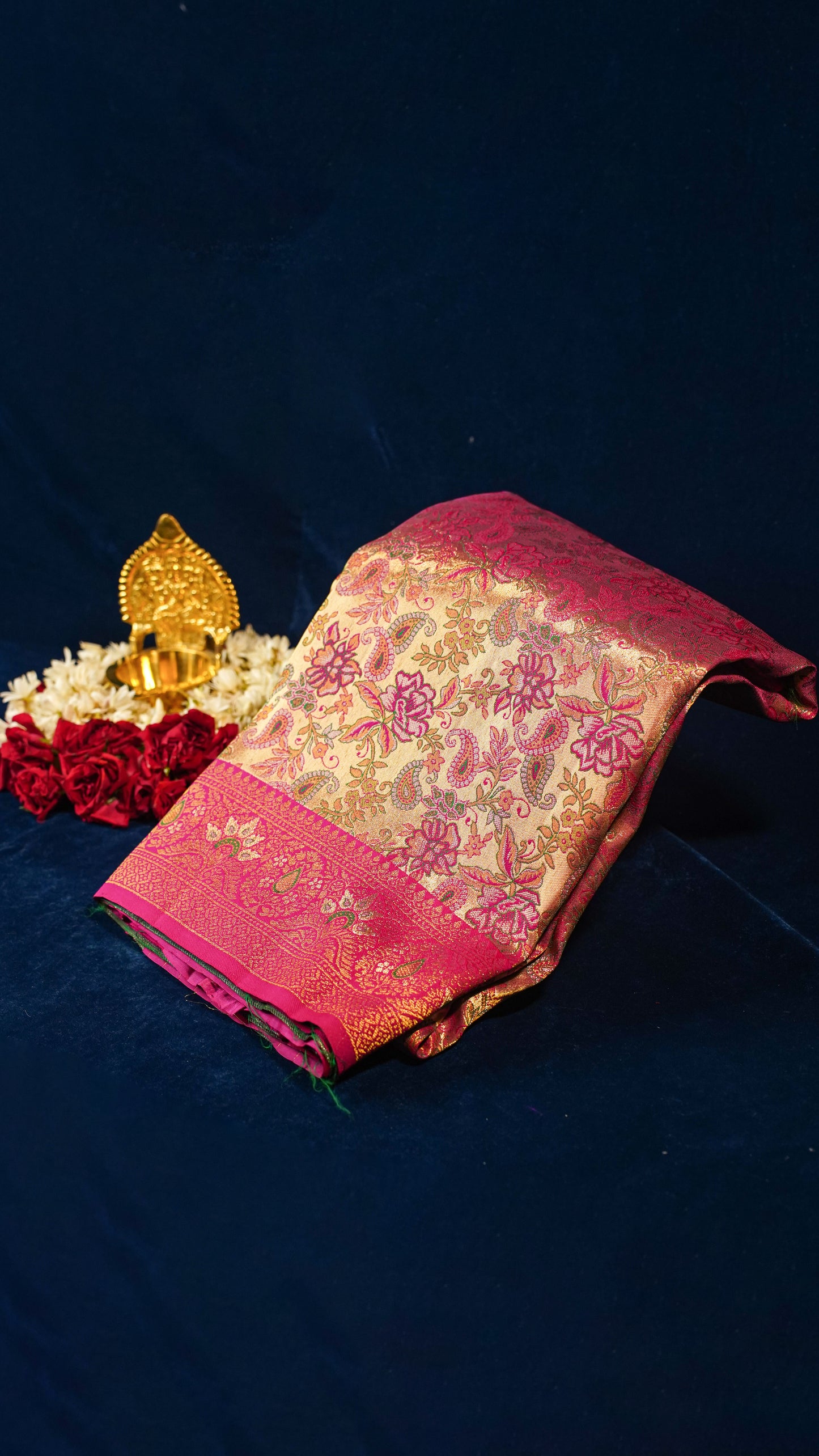 "UTSAV BANARAS 161" Banarasi Rani Pink Kanjivaram Silk Saree