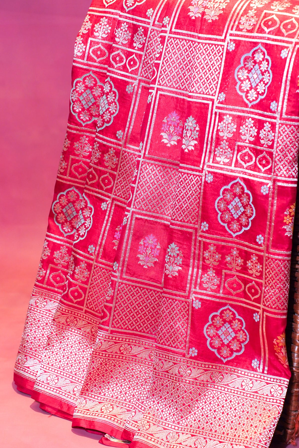 "VIRASAT 270" Banarasi Pure Handloom Uppada Silk Saree with Traditional Jaal & Buta Motifs in Peachy Pink