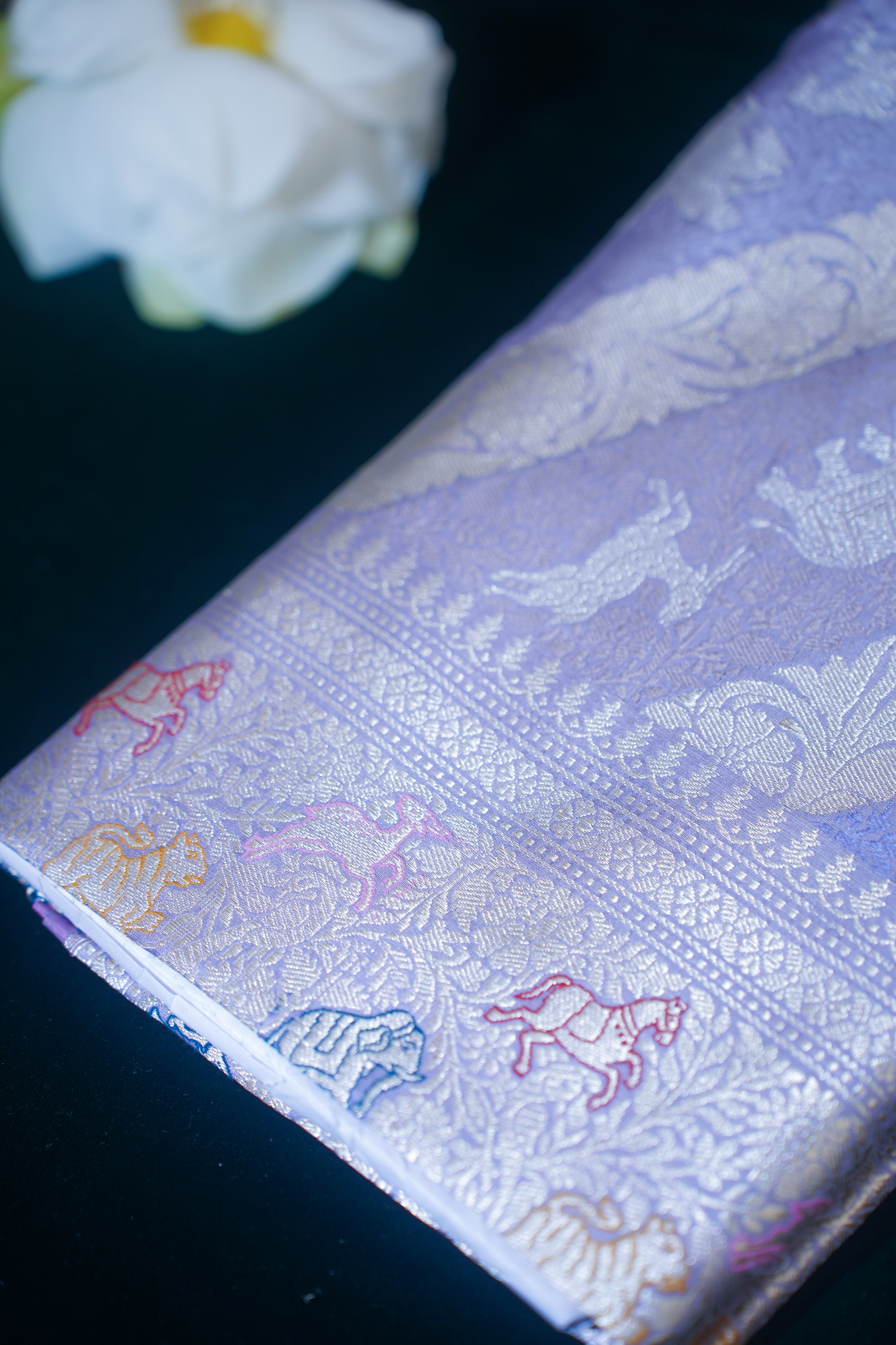 "VIRASAT 141" Pure Handwoven Banarasi Silk Saree