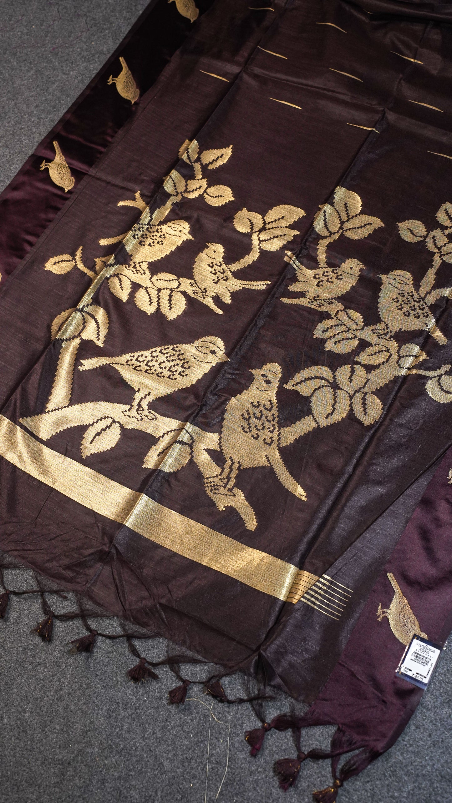 "UTSAV BANARAS 111" Banarasi Dark Brown Raw Silk With Bird Border Saree