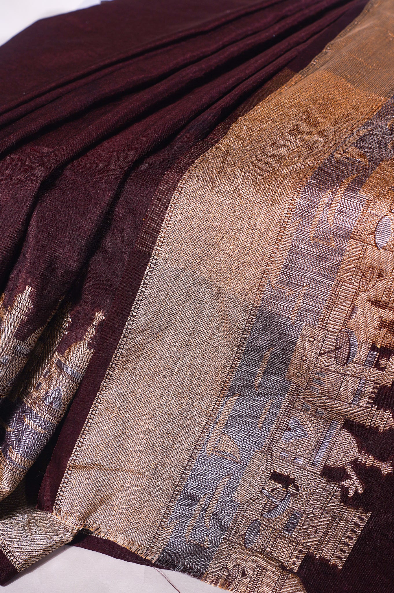 "UTSAV BANARAS 003F" Banarasi Coffee Kashi Ghat Silk Saree with Pictorial Zari Weave