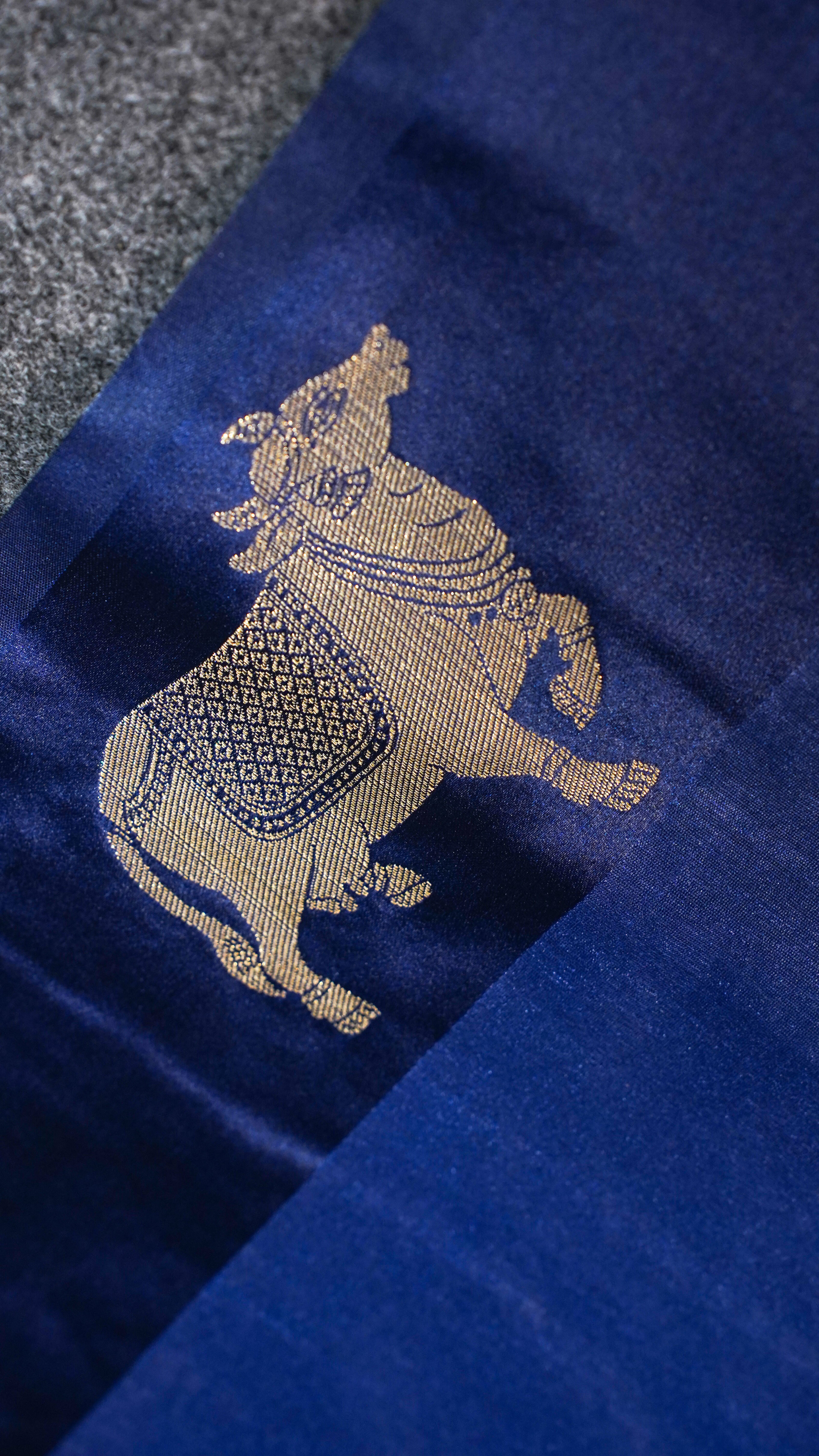 "UTSAV BANARAS 107" Banarasi Royal Blue Raw Silk With Nandi Border Saree