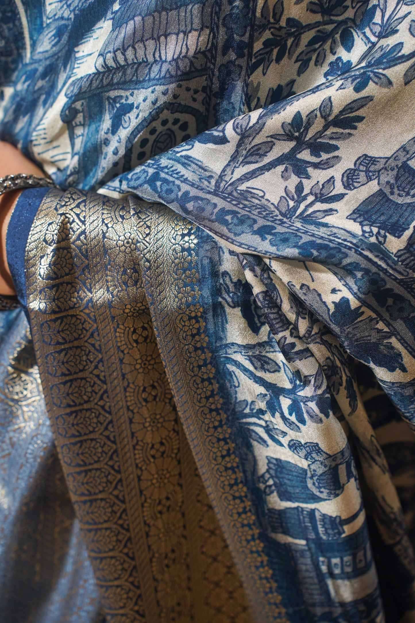 Mrinalini Blue Natural Moonga Georgette Saree with Handloom Border