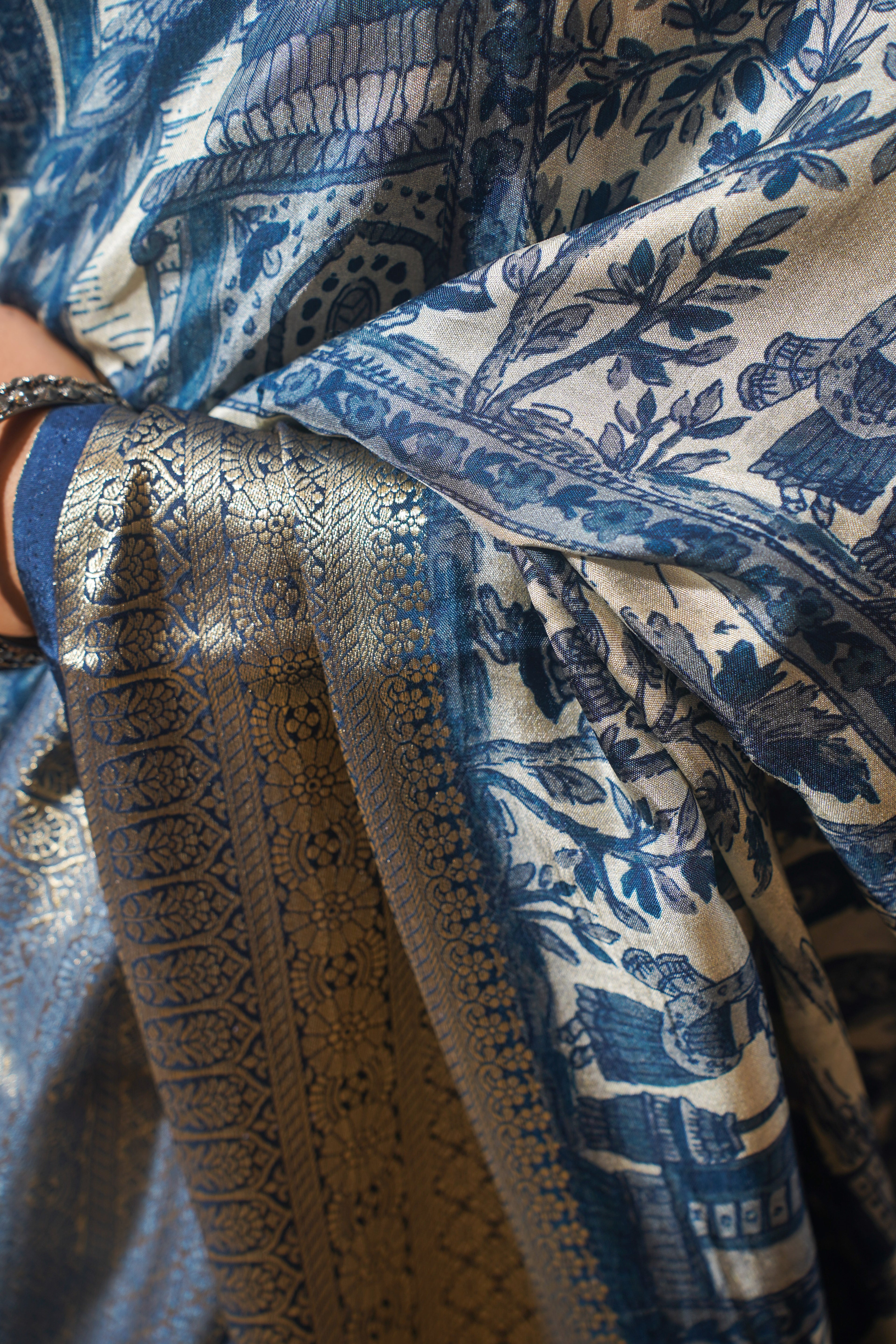 Mrinalini Blue Natural Moonga Georgette Saree with Handloom Border