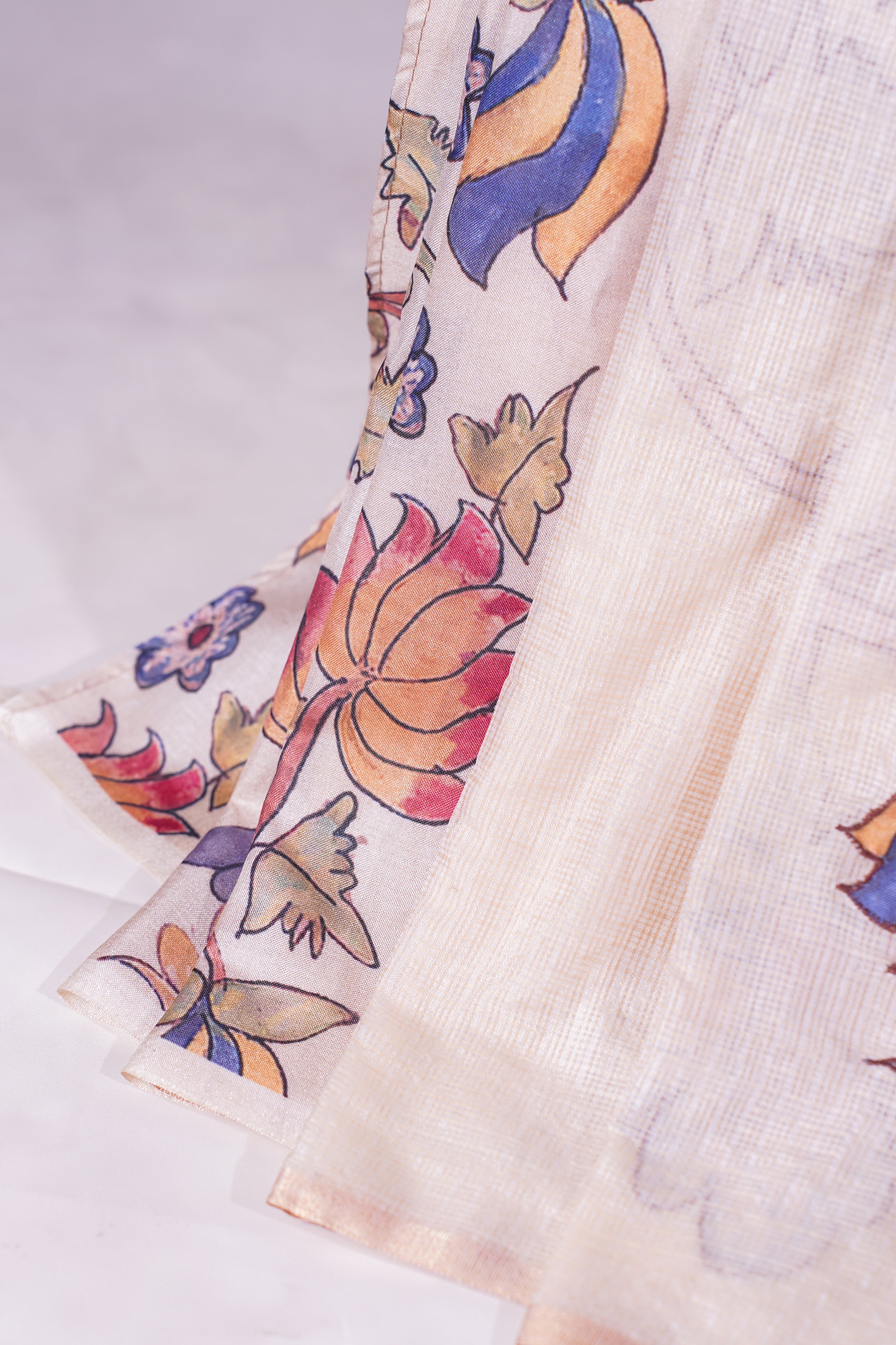 "UTSAV BANARAS 347" Banarasi Cream Munga Silk Saree With Multicolored Floral Applique & Hand-Painted Effect