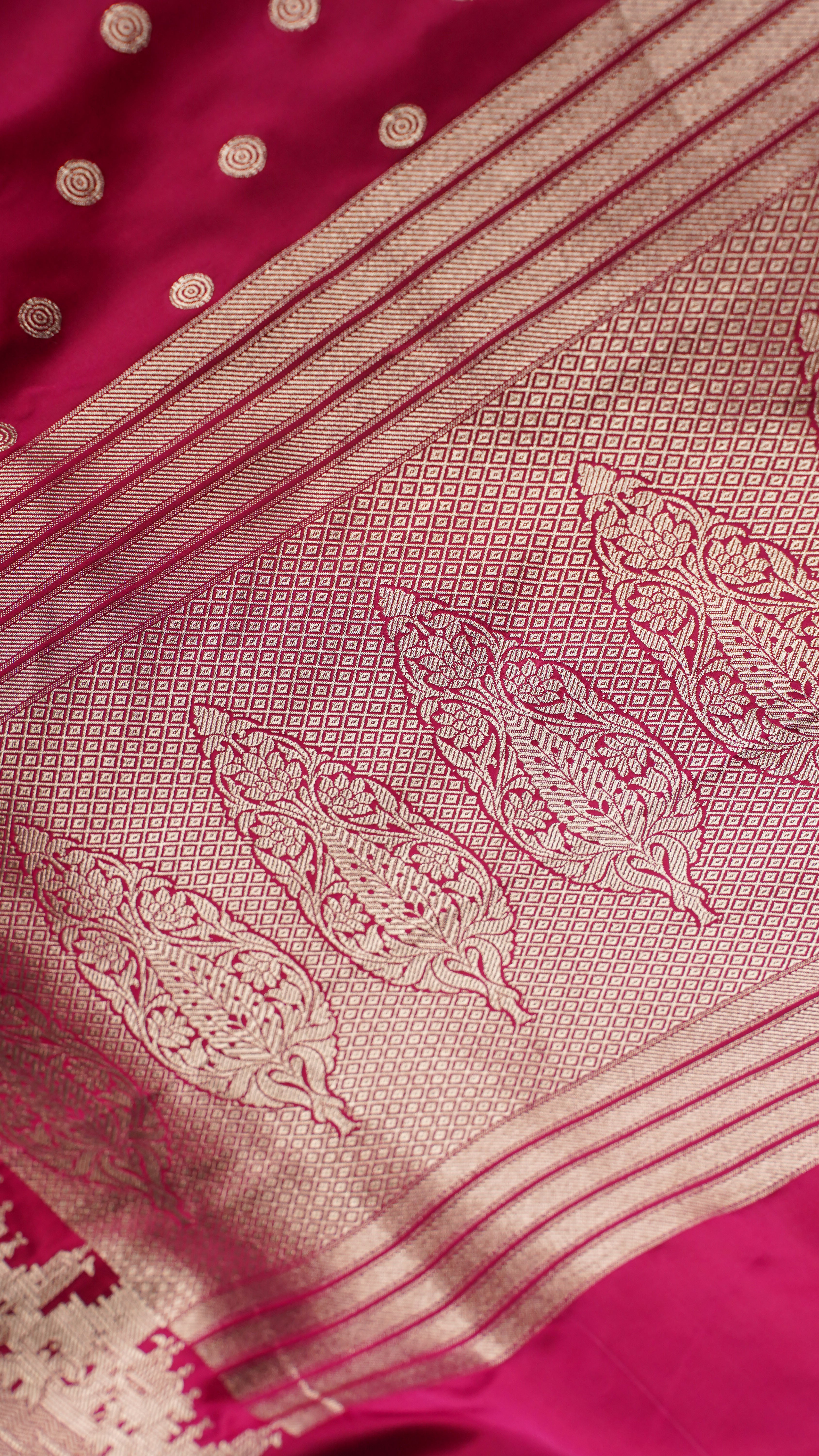 "WAAH BANARAS 055C" Banarasi Pure Mashru silk saree with Ghat Border