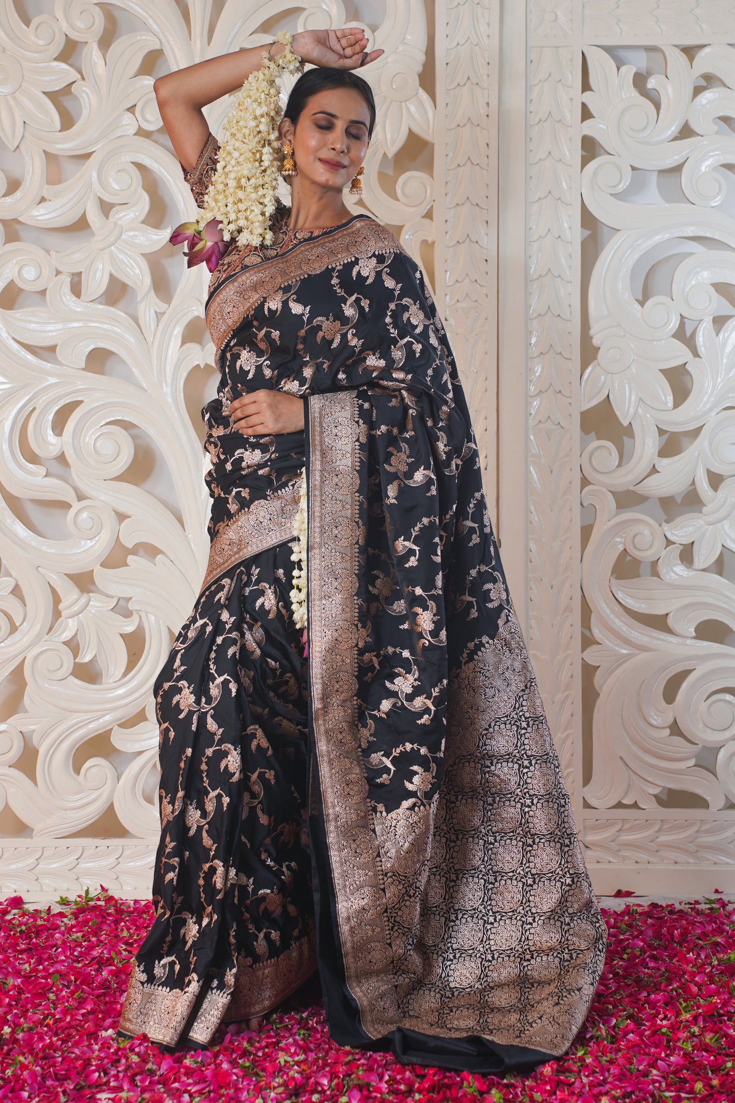 "WAAH BANARAS 013" Black Pure Banarasi Silk Saree With Jaal Work