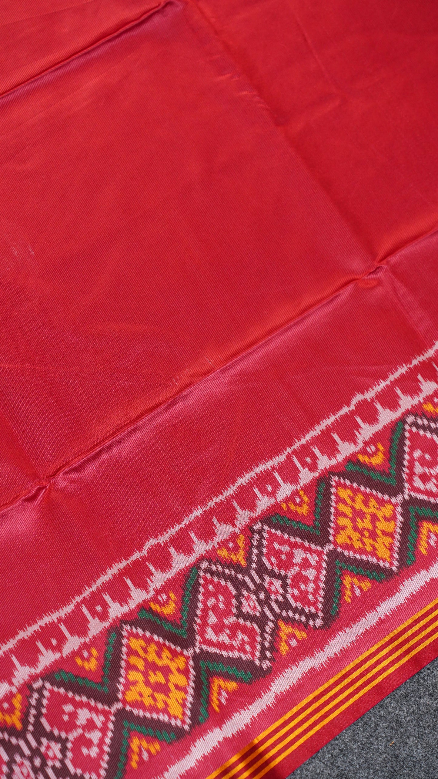 "UTSAV BANARAS 106" Banaras Glossy Maroon Patola Silk Saree