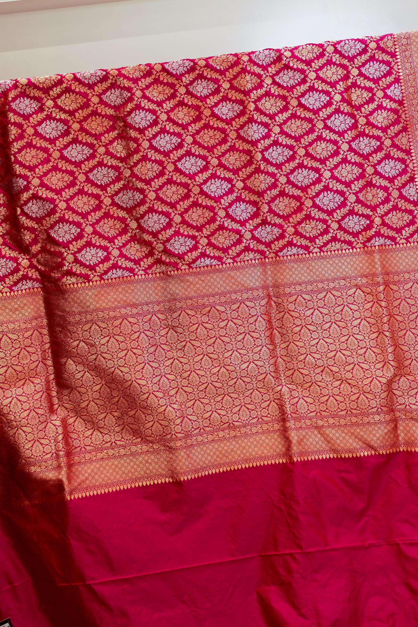 Girija Nita Ambani signature Pink Pure Silk Jangla Saree