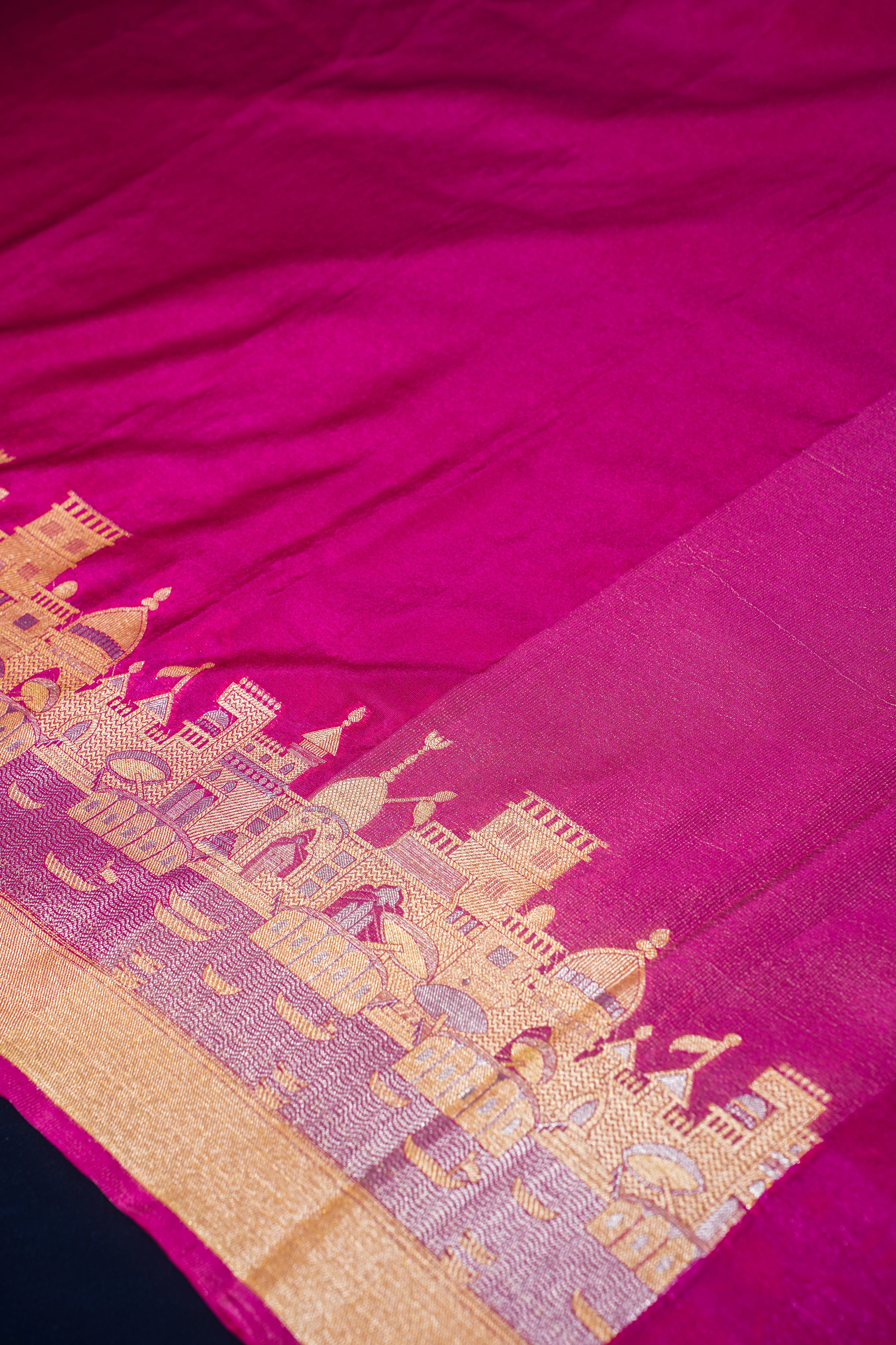 "UTSAV BANARAS 003B" Banarasi Pink Kashi Ghat Pattern Silk Saree