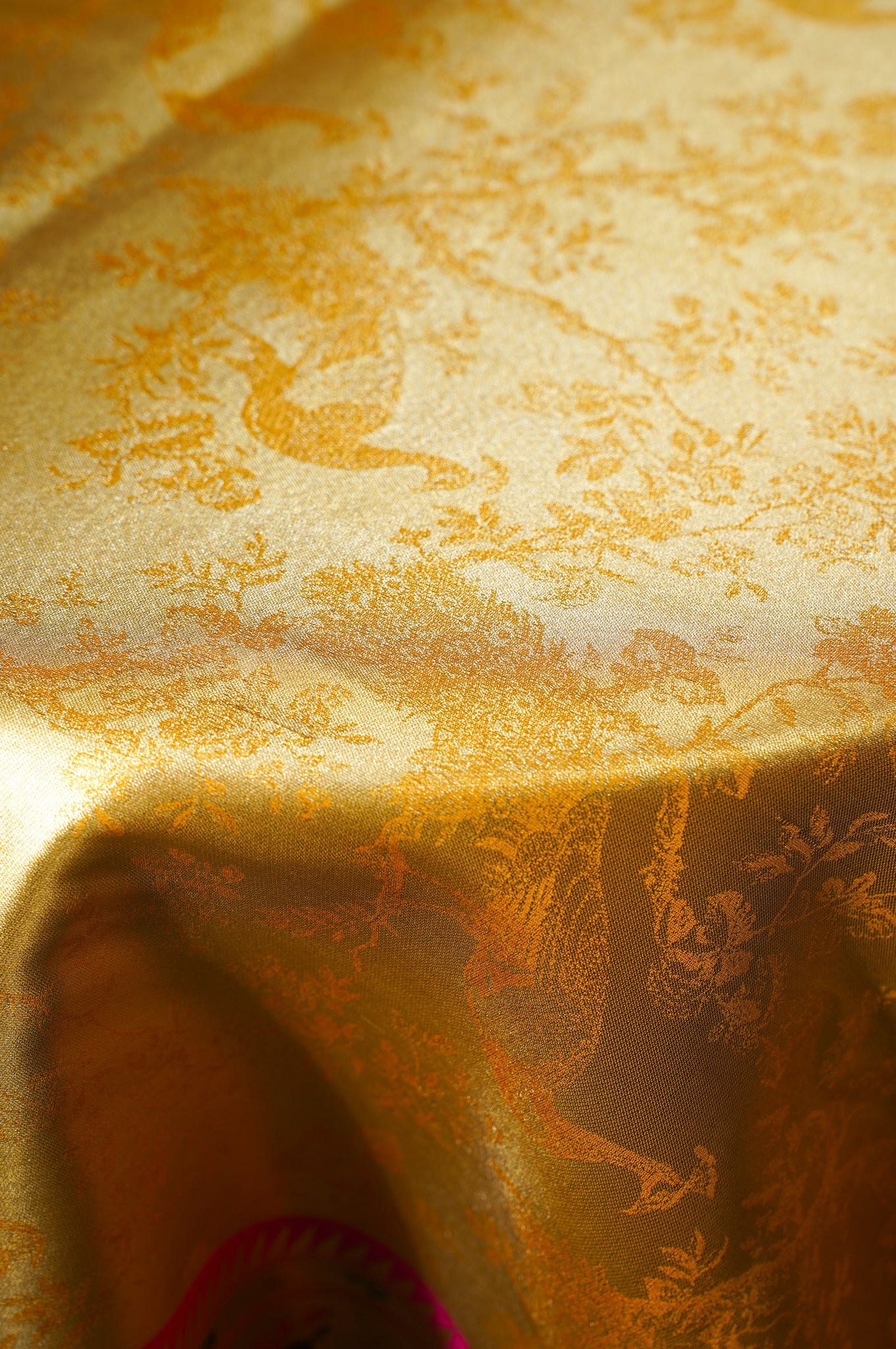 UTSAV BANARAS 352: Royal Gold Brocade Tissue Silk Saree with Multicolor Meenakari Zari Border & Artistic Palla