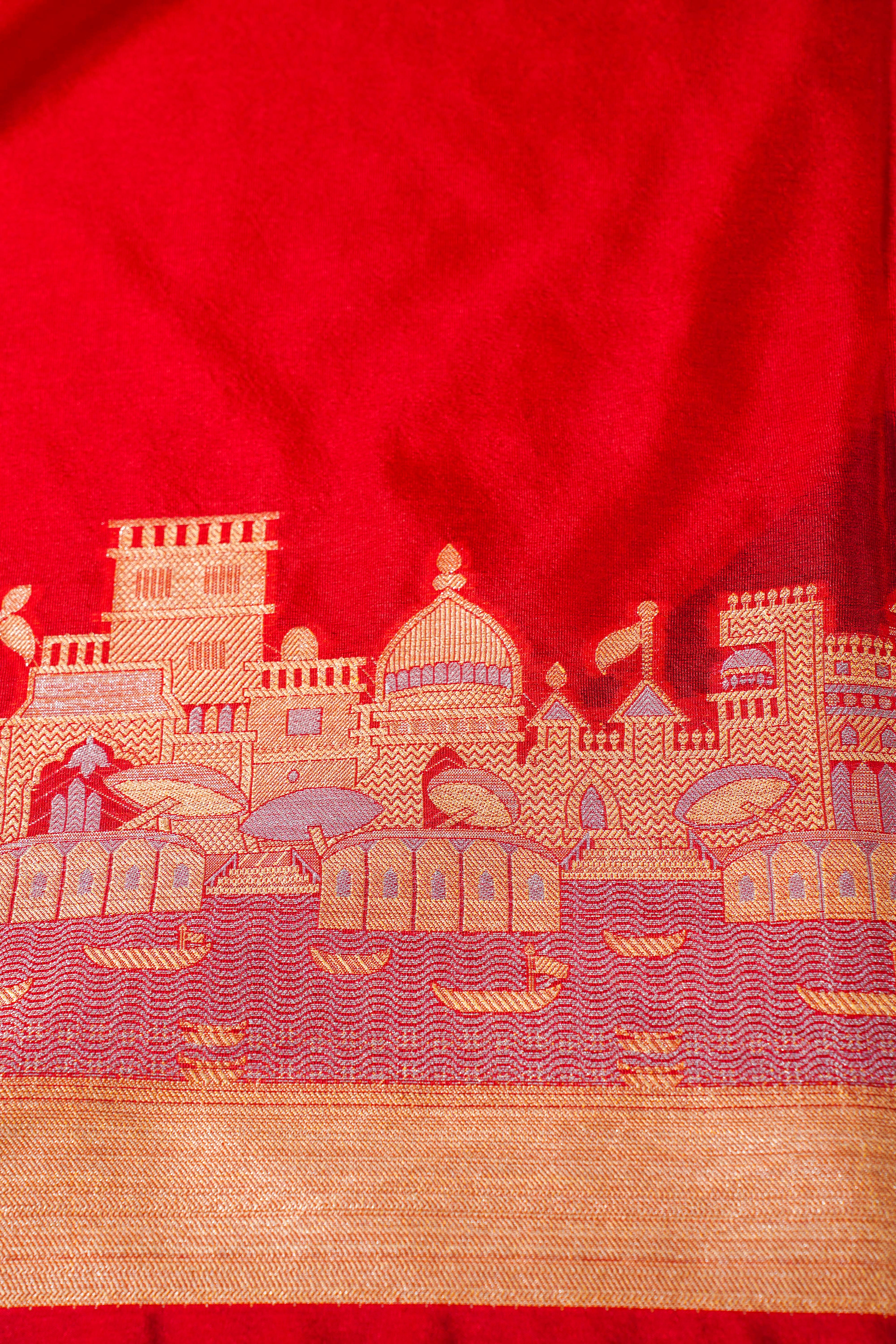 "UTSAV BANARAS 003A" Banarasi Red Kashi Ghat Pattern Silk Saree