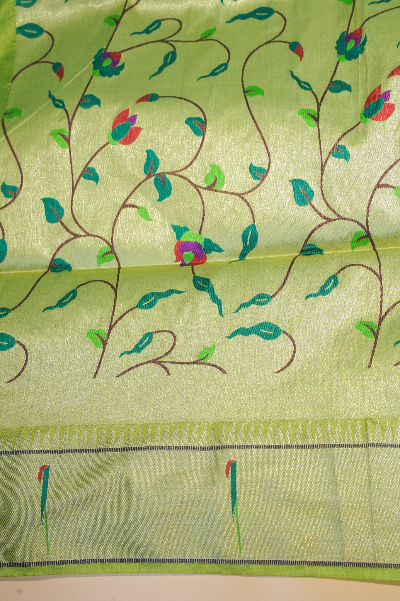 "UTSAV BANARAS 186" Banarasi Green Peacock Silk Saree