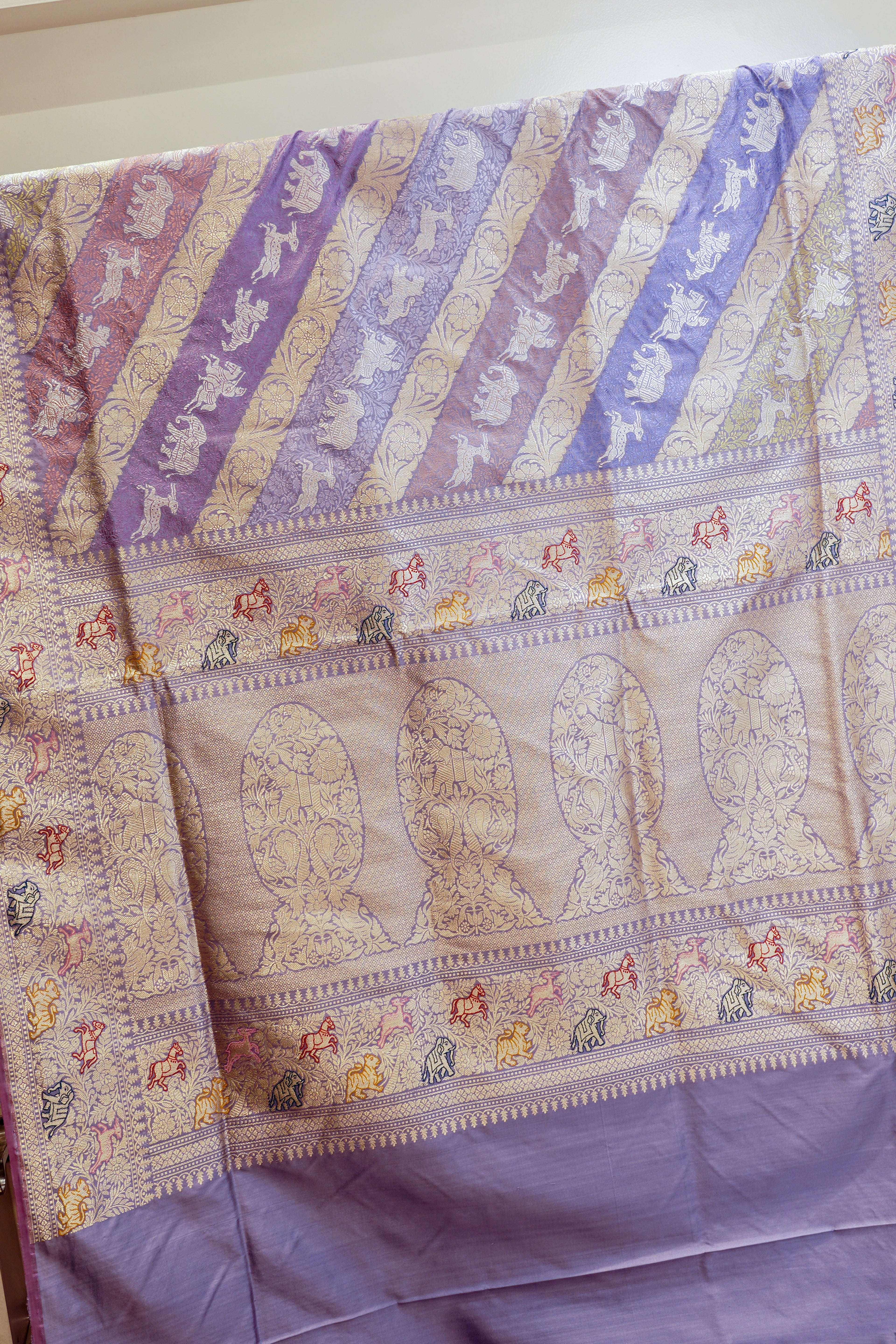 "VIRASAT 141" Pure Handwoven Banarasi Silk Saree