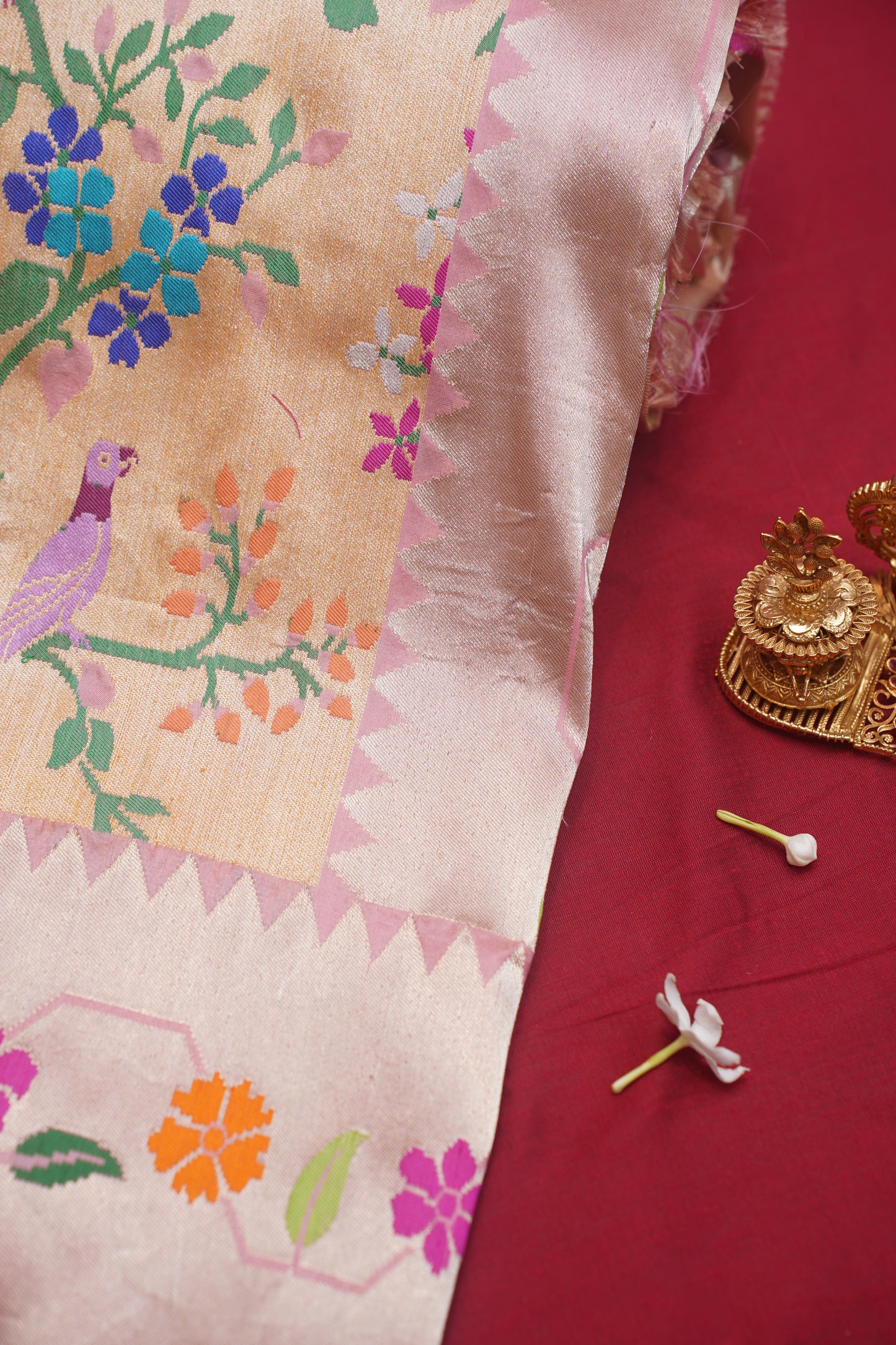 Shailaputri Peach Pure Kadwa Paithani Banarasi Handloom Saree