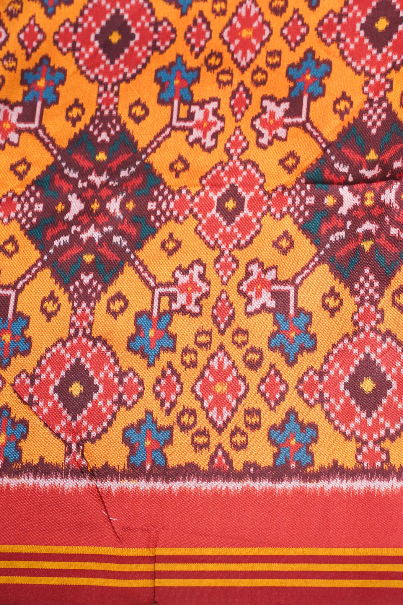 "UTSAV BANARAS 183" Banarasi Elegant Purple Silk Saree With Traditional Ikat Inspired Border