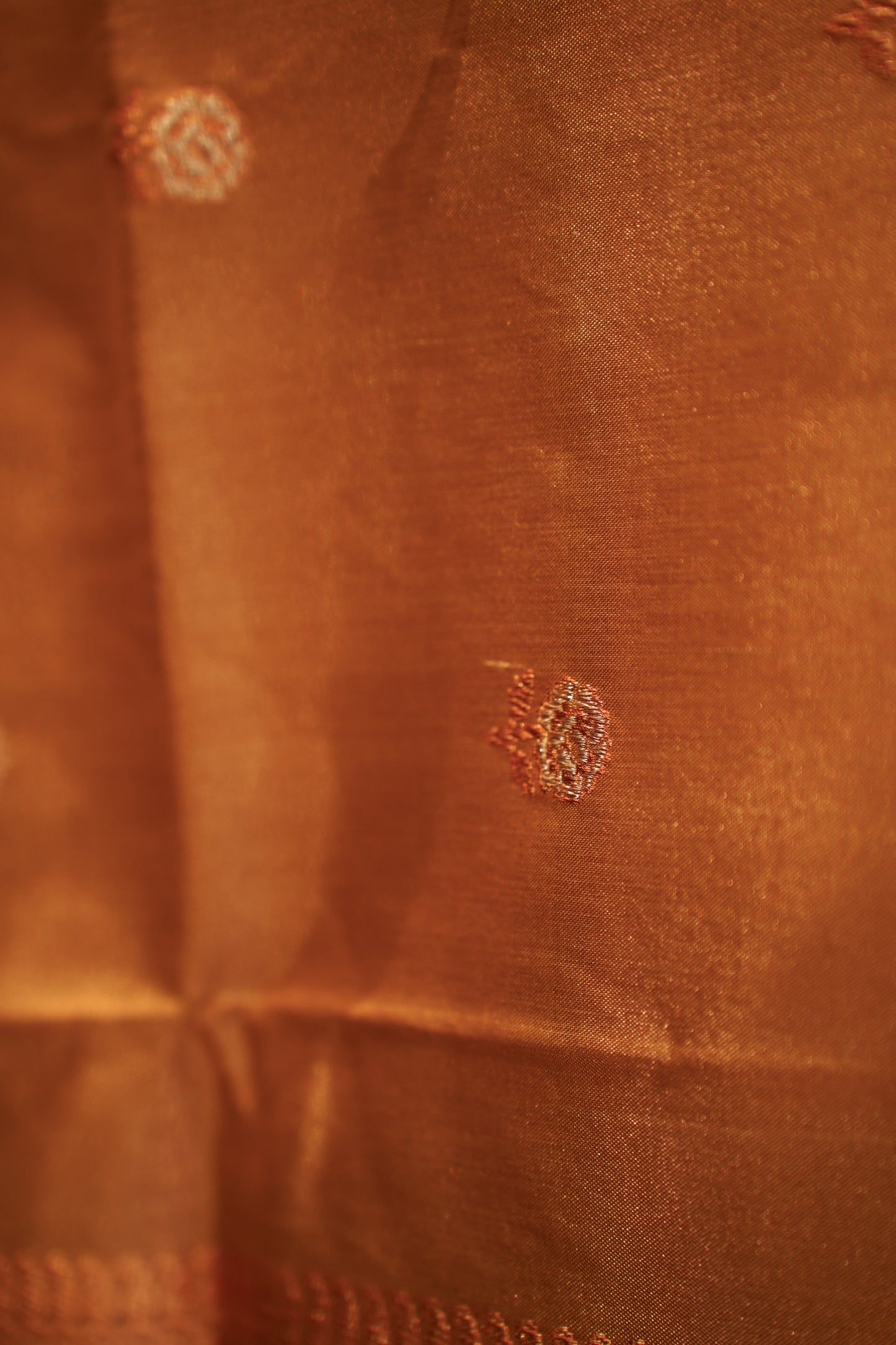 Balatripura Pure Handwoven Banarasi Silk Saree With Booti Work