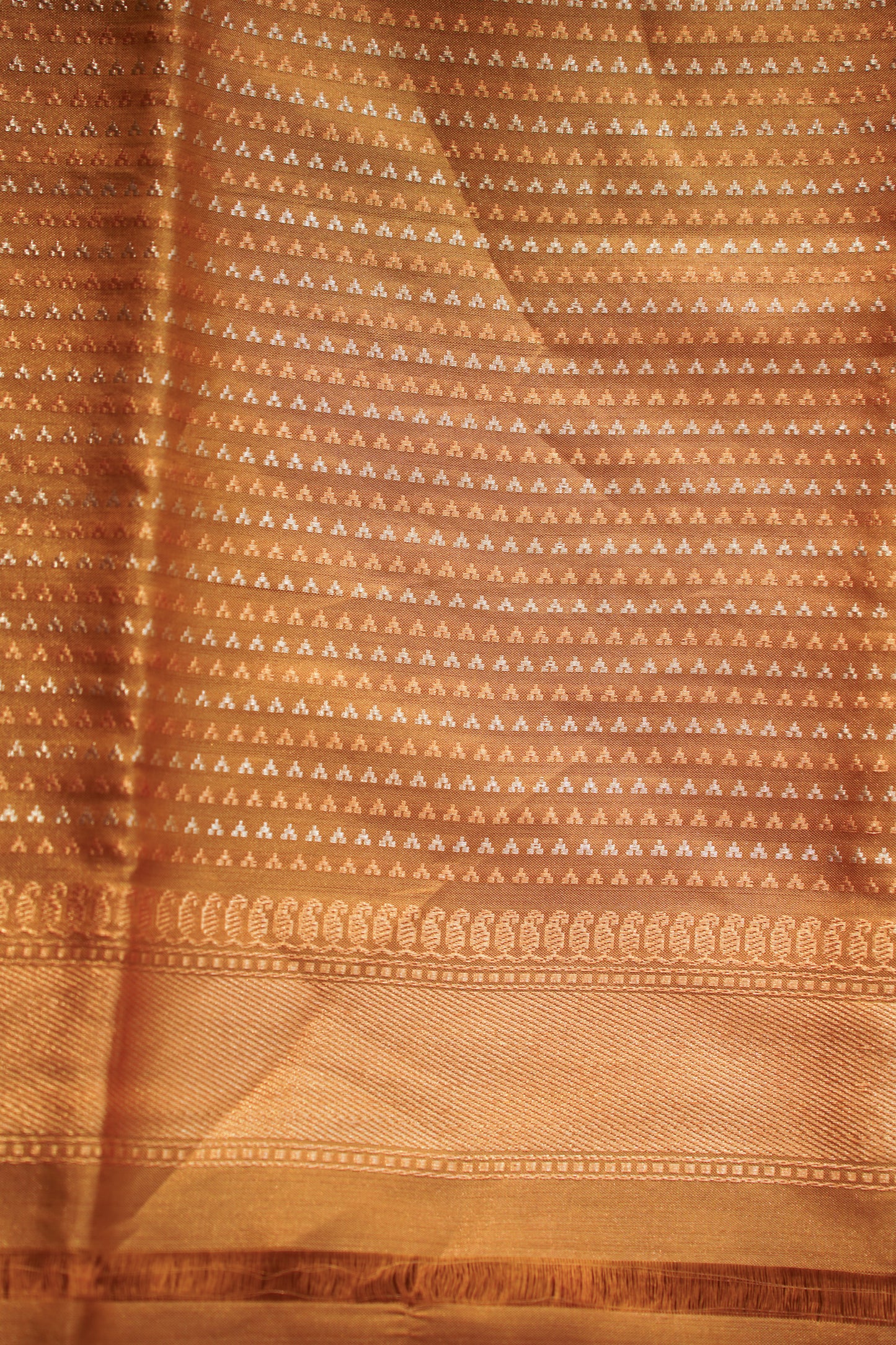 Balatripura Pure Handwoven Banarasi Silk Saree With Booti Work