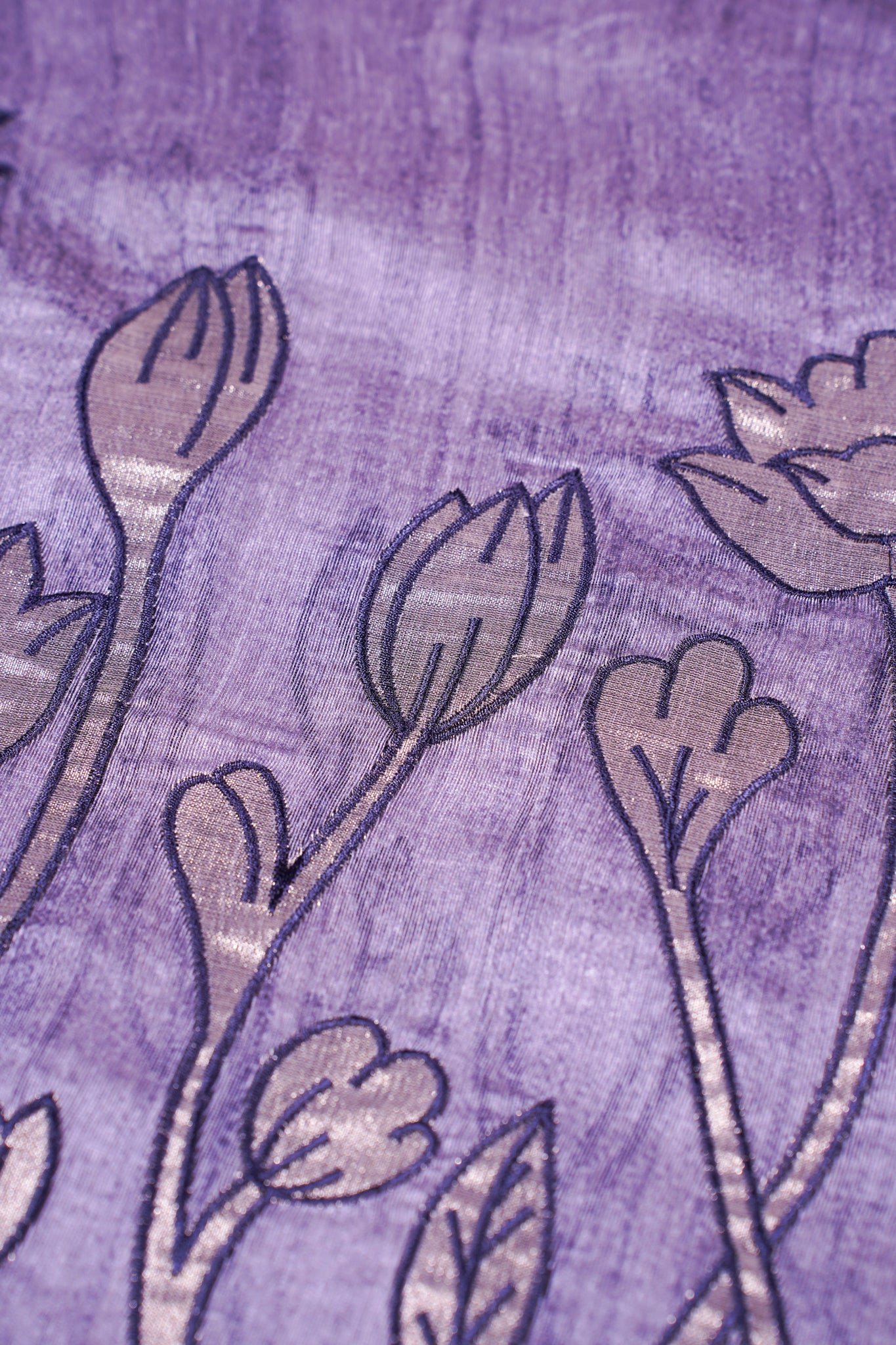 "UTSAV BANARAS 484" Banarasi Lavender-Grey Linen Silk Saree With Pencil Sketch Floral Embroidery