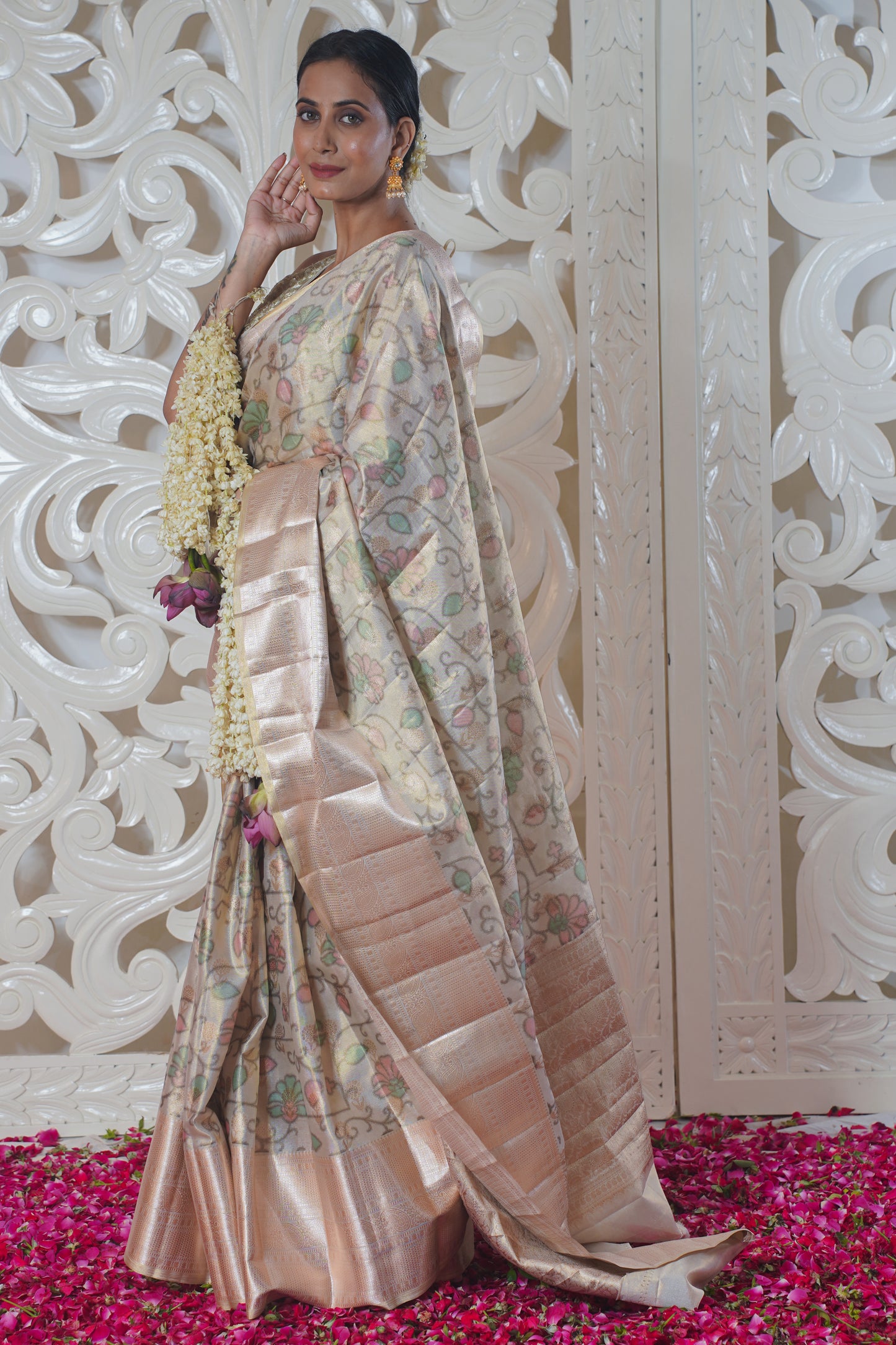 "UTSAV BANARAS 020" Off White Rangkat Banarasi Silk Saree