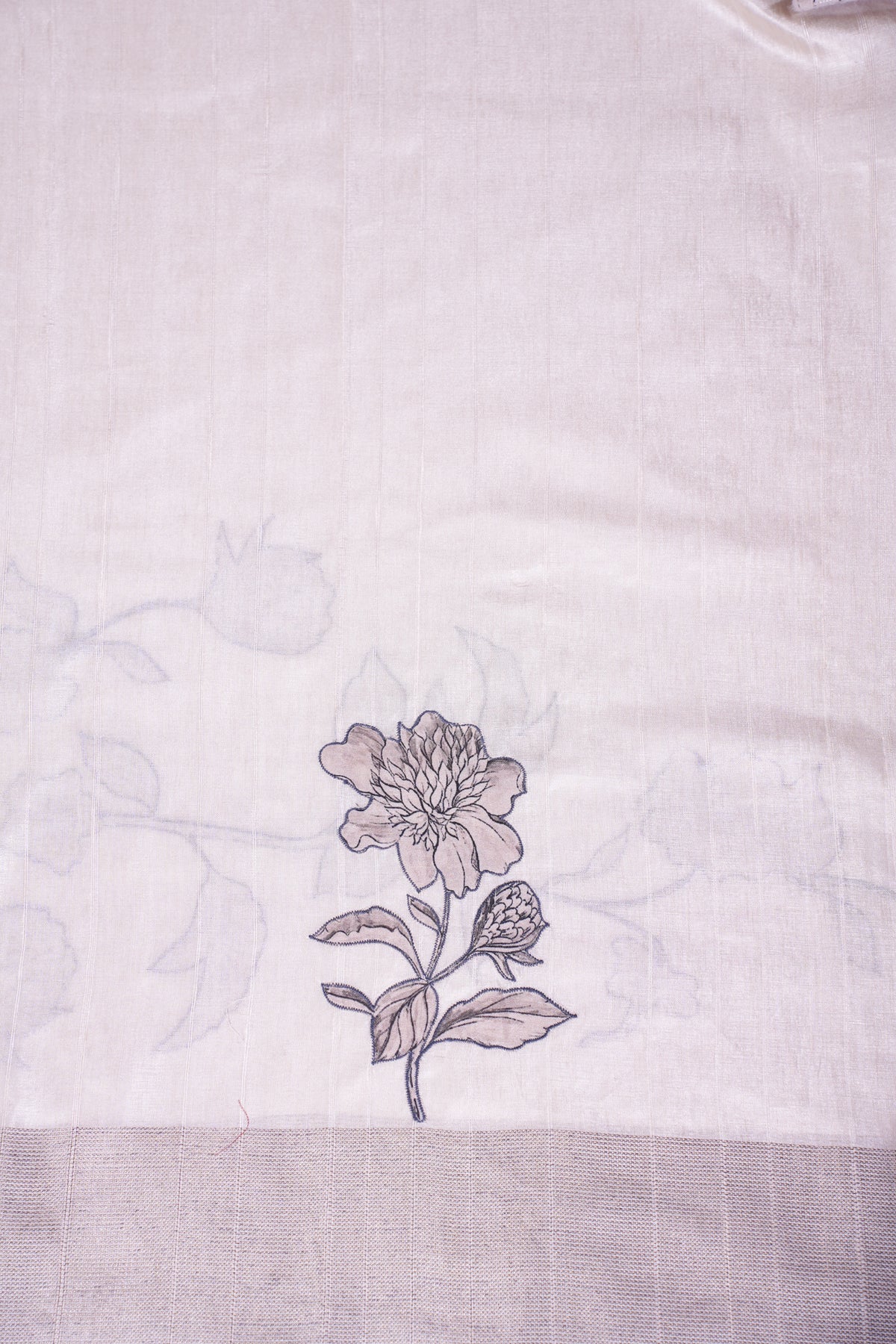 "UTSAV BANARAS 356" Banarasi Silver Grey Linen Silk Saree With Green Pencil Sketch Peacock Embroidery
