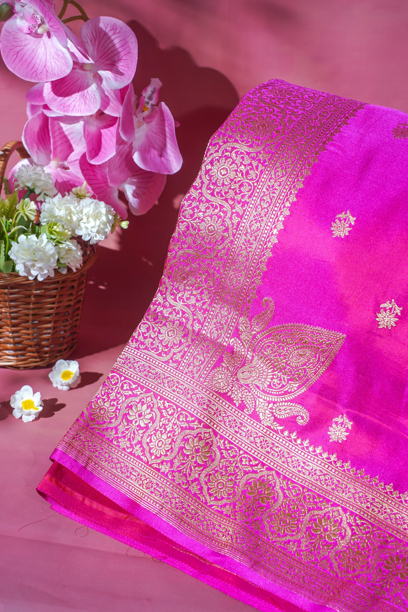 "Waah Banaras 091" Banarasi Elegance Satin Silk Saree