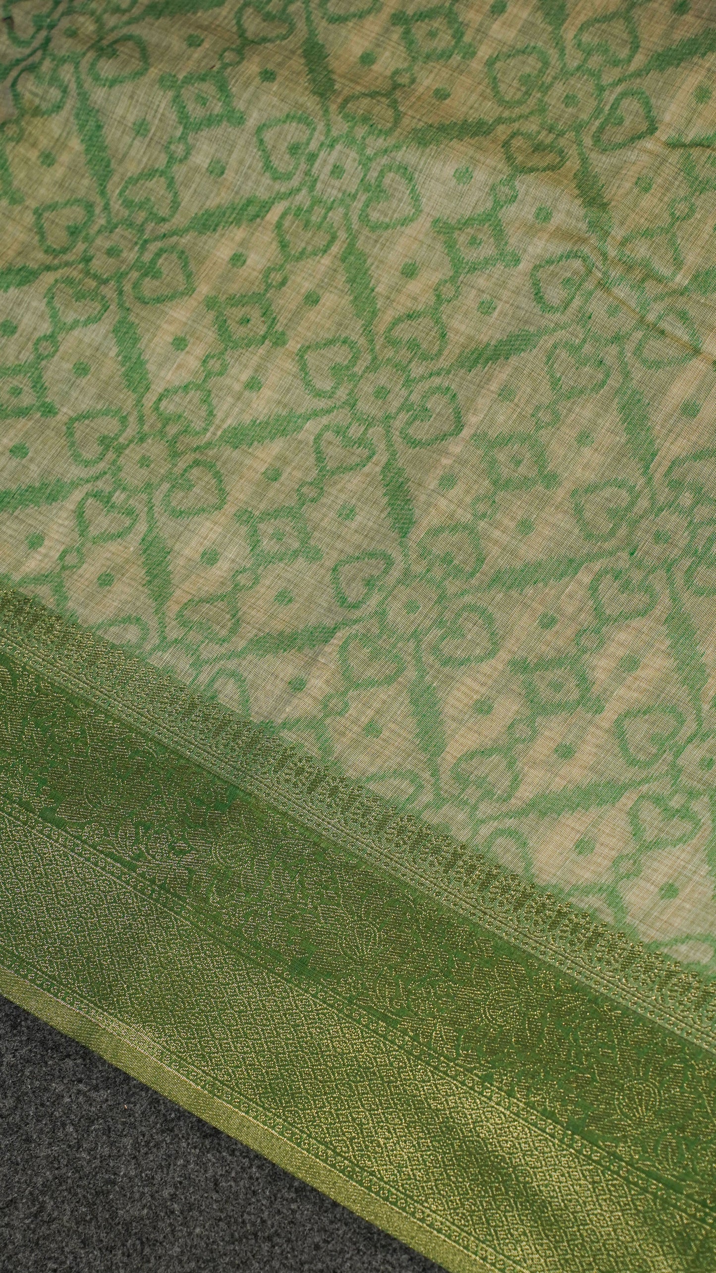 "UTSAV BANARAS 134" Banarasi Green Jamdani Cotton Silk Saree