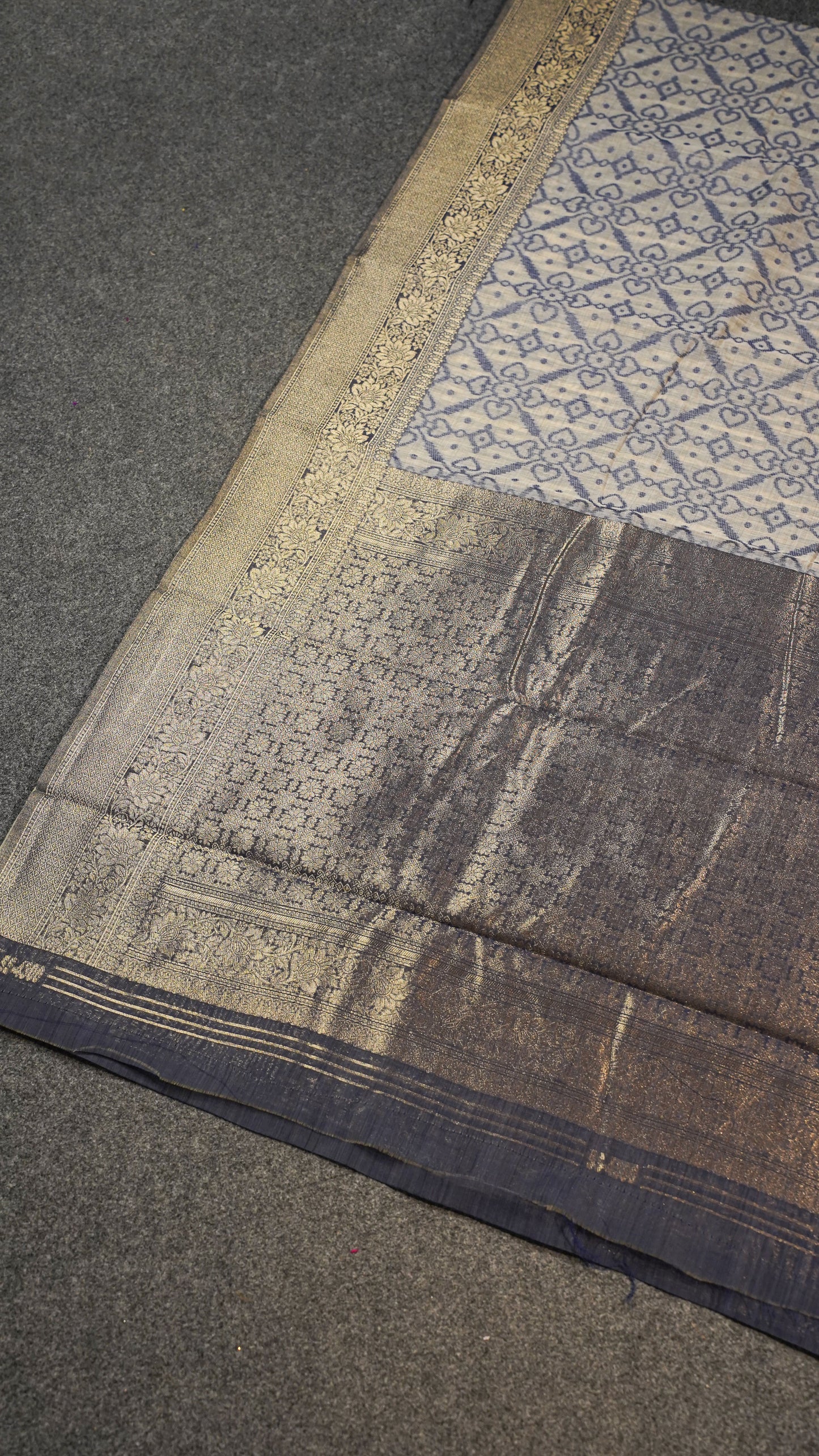 "UTSAV BANARAS 135" Banarasi Violet Blue Jamdani Cotton Silk Saree