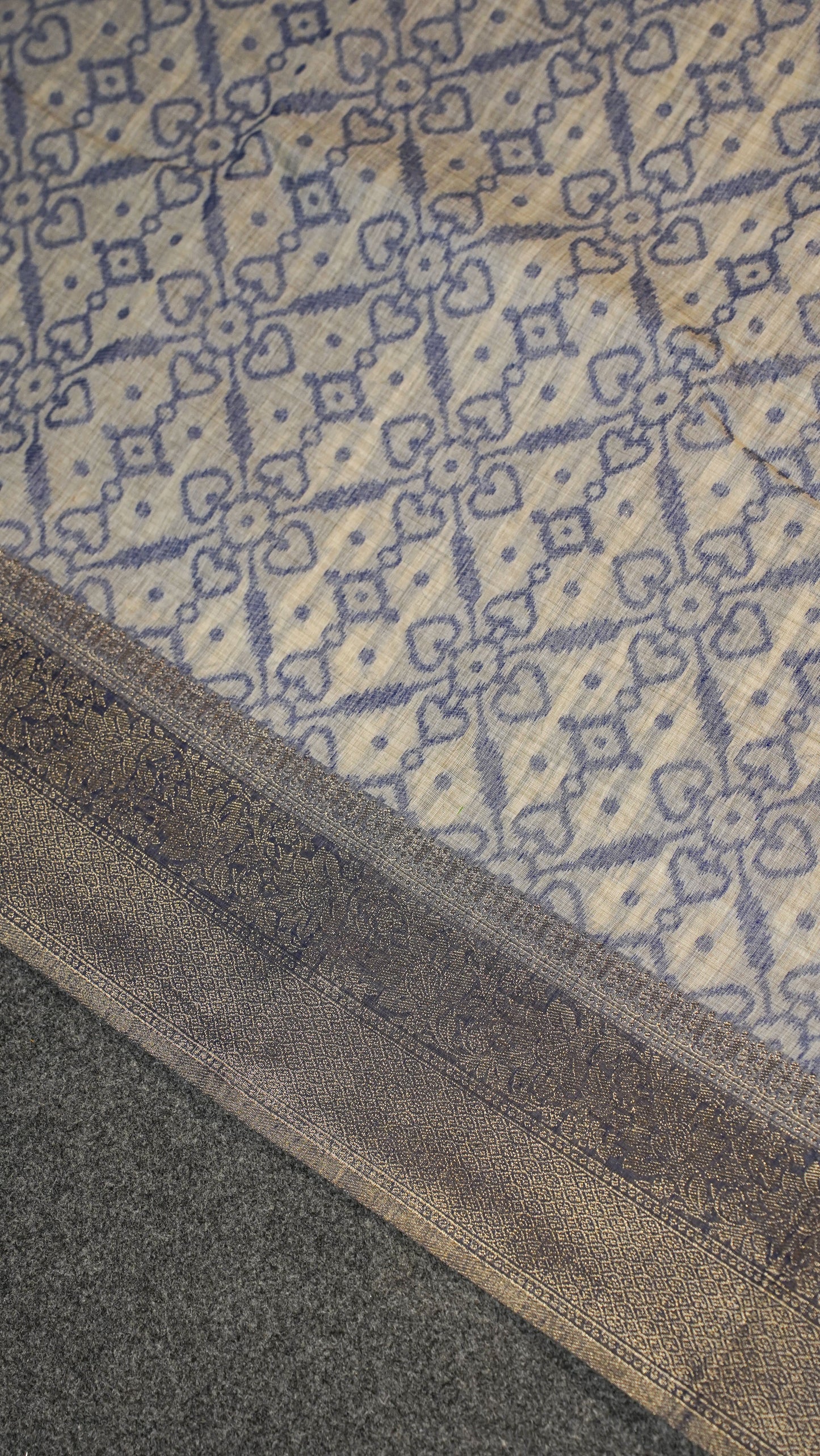 "UTSAV BANARAS 135" Banarasi Violet Blue Jamdani Cotton Silk Saree