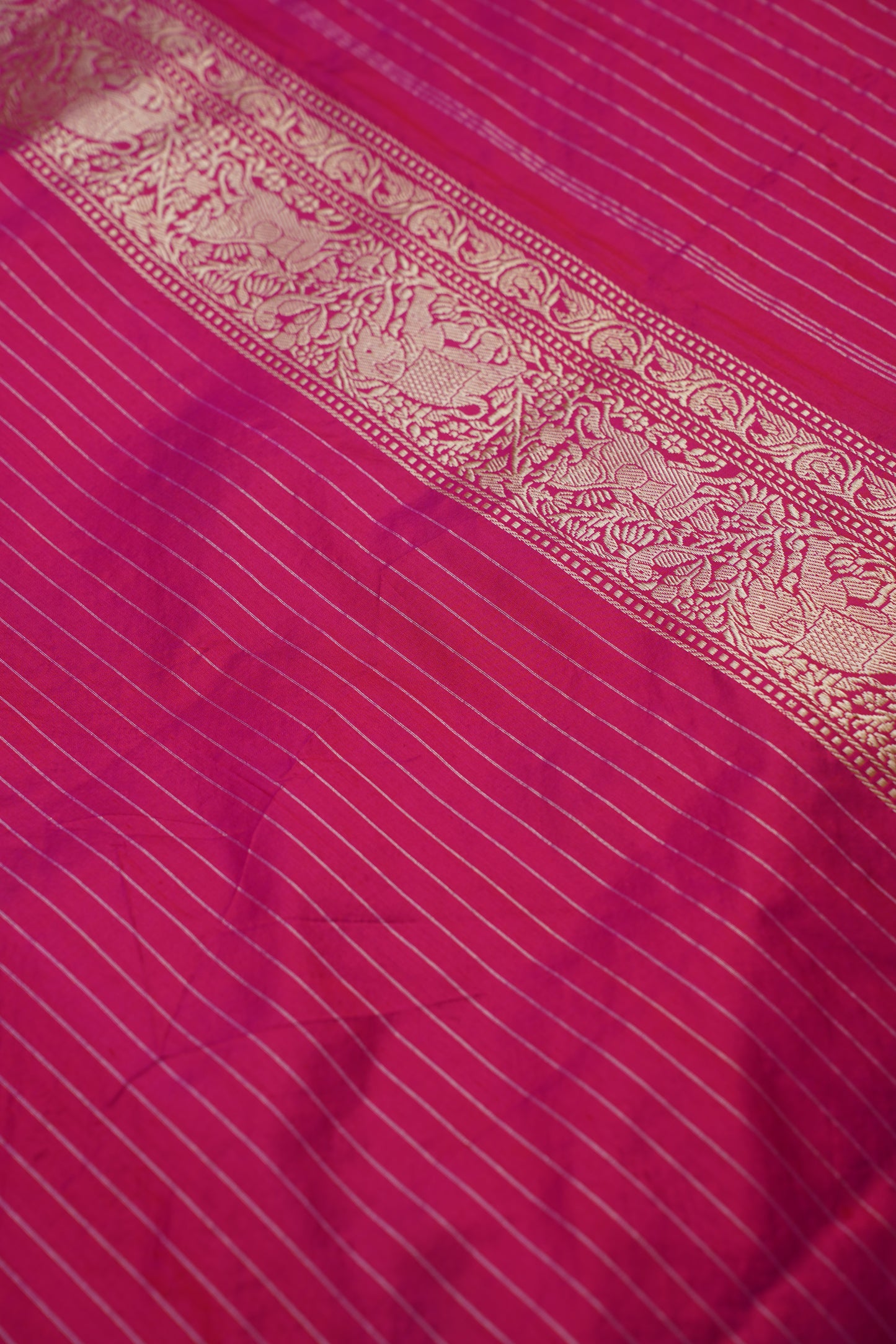 "VIRASAT 002" Dark Pink Pure Kadwa Banarasi Handloom Saree