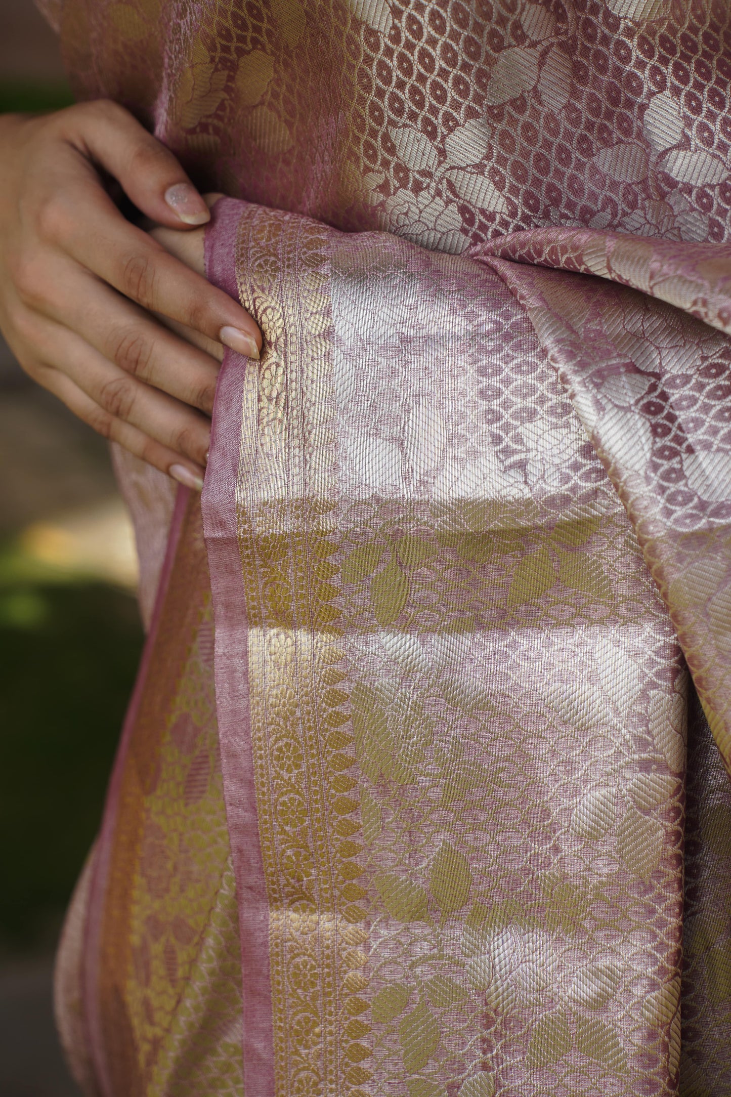 "VIRASAT 014" Onion Pink Pure Tissue Silk Banarasi Handwoven Saree