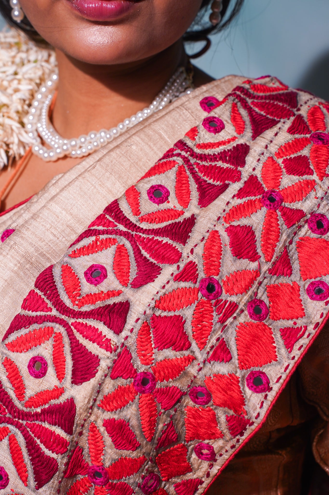 "VIRASAT 260" Banarasi Kosa Silk Kachhi Kadhai Hnadicraft Mirror Work Saree