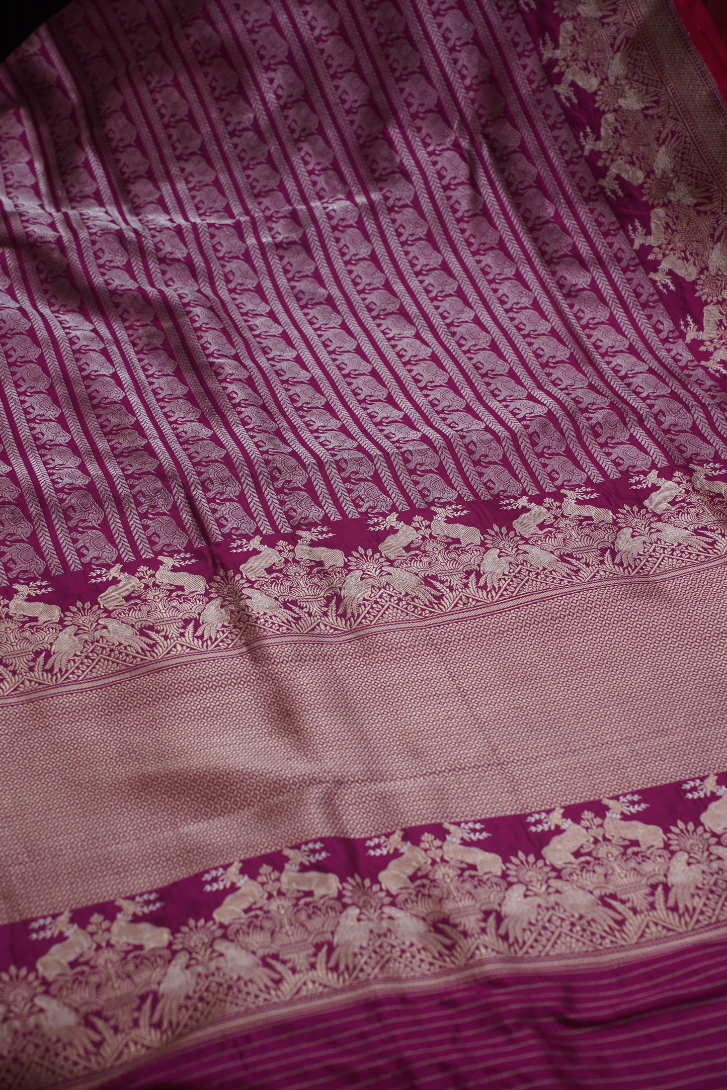 Sita Magenta Pure Kadwa Tanchoi Banarasi Handloom Saree
