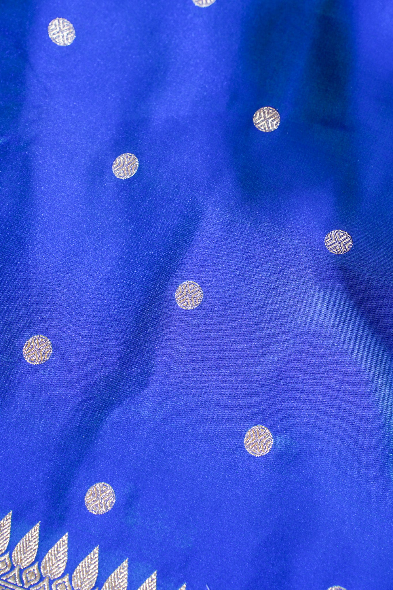 "WAAH BANARAS 095" Banarasi Elegance Satin Silk Saree