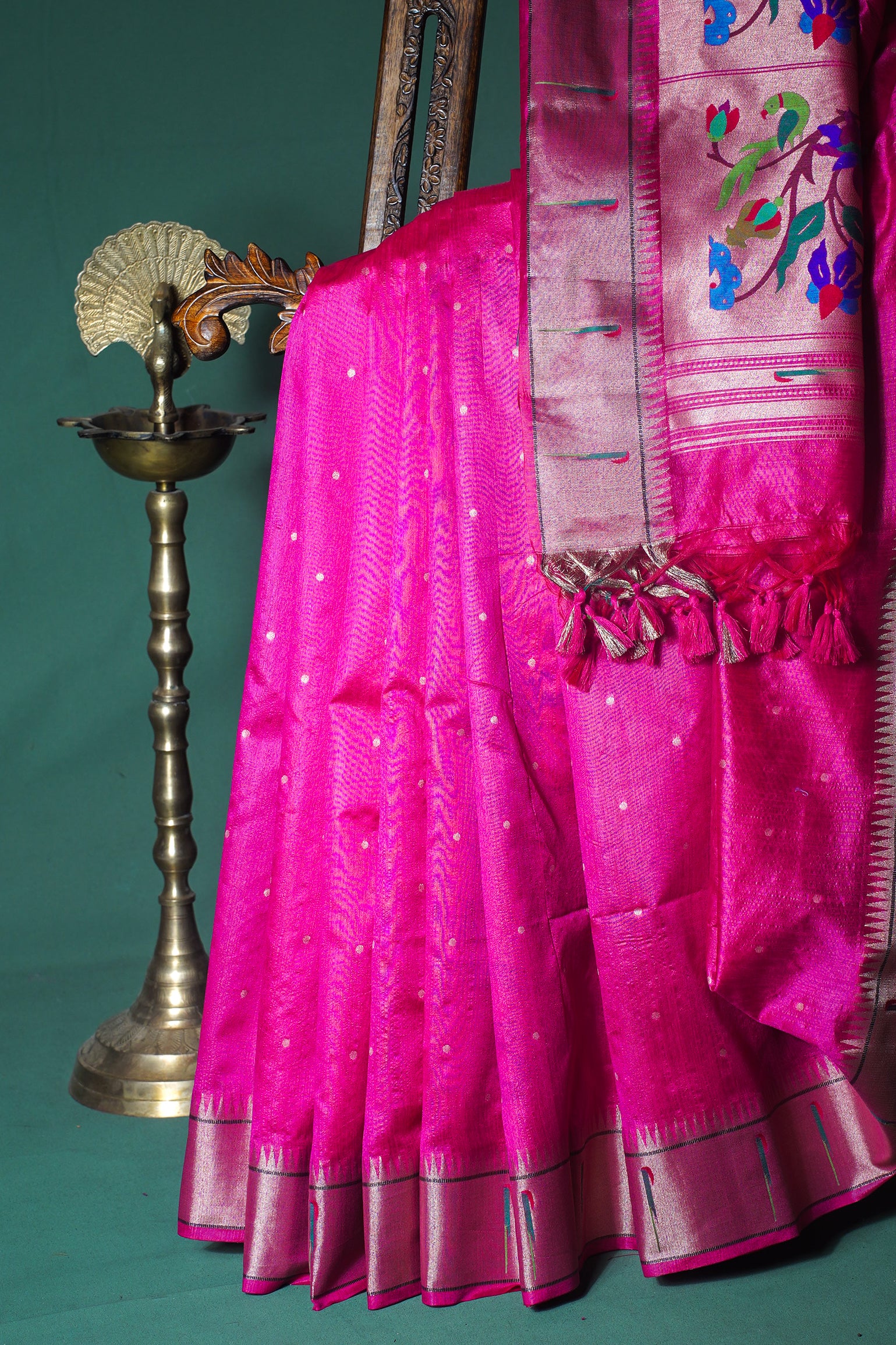 "UTSAV BANARAS 252" Banarasi Crimson Pink Peacock Pethani Silk Saree
